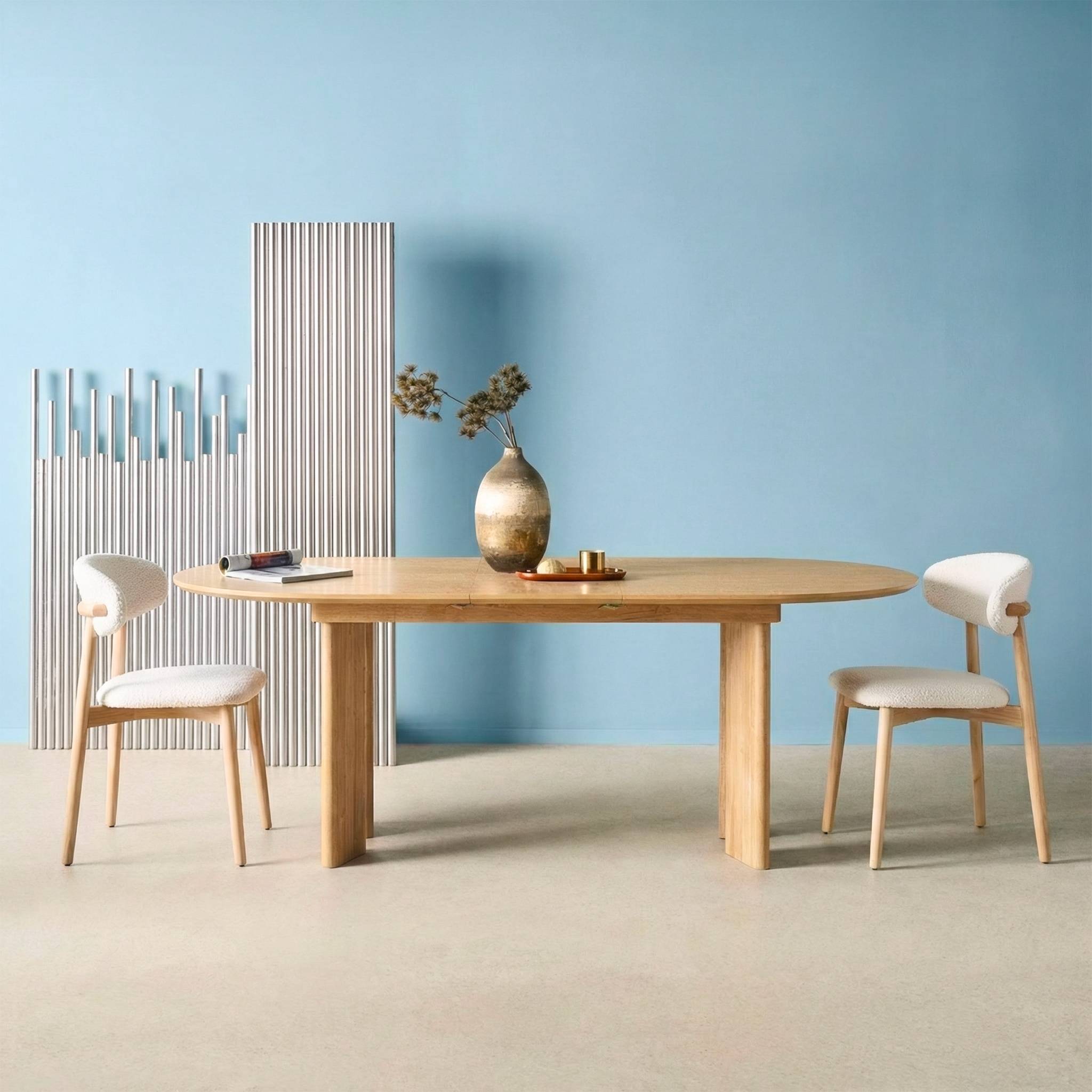 Table à manger oblongue extensible bois d'hévéa et placage chêne 6-8 places ALBANE
