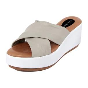 SANDALO IN PELLE MADE IN ITALY FASHION ATTITUDE COLORE COLORE Grigio