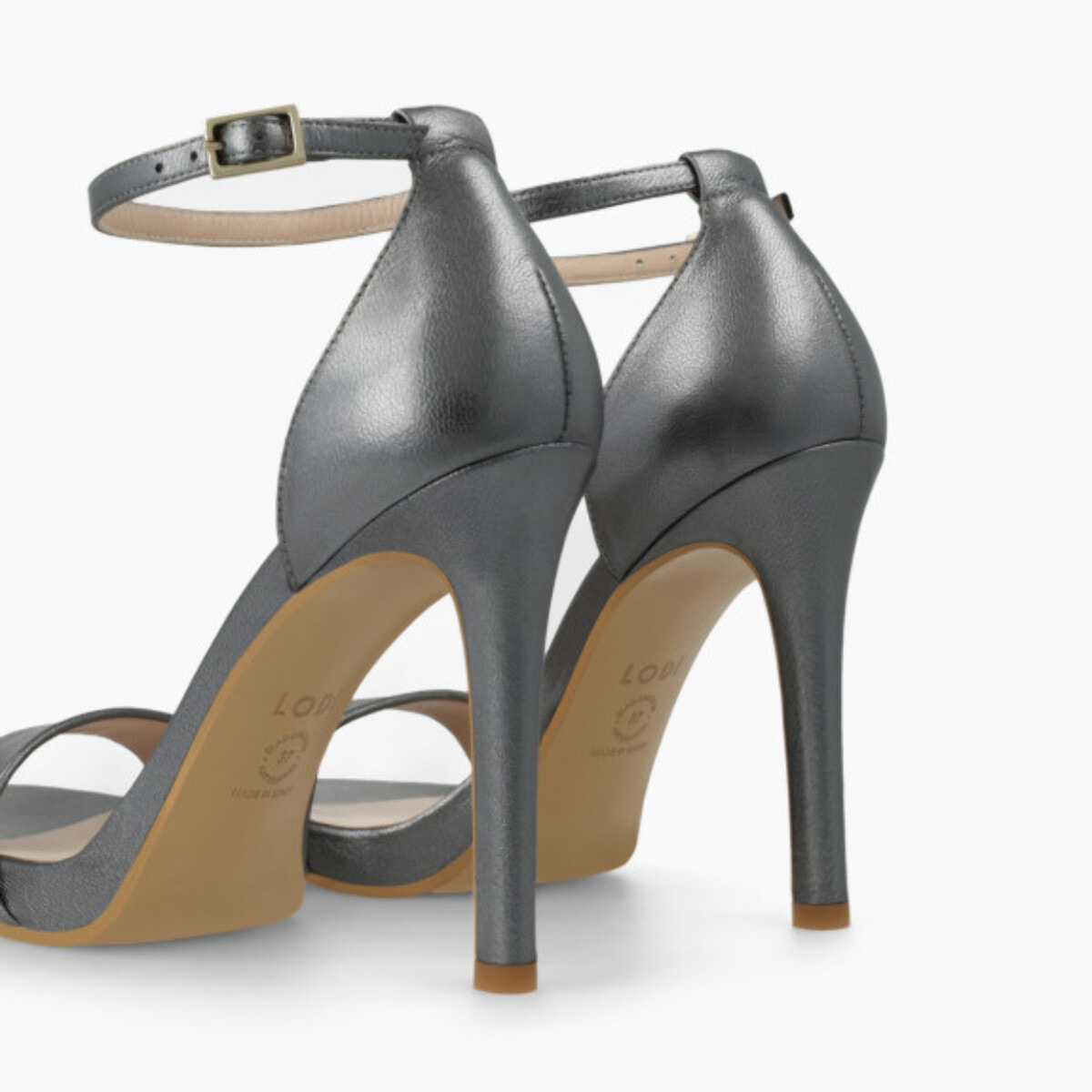 SANDALIAS PLATEADAS YURISA