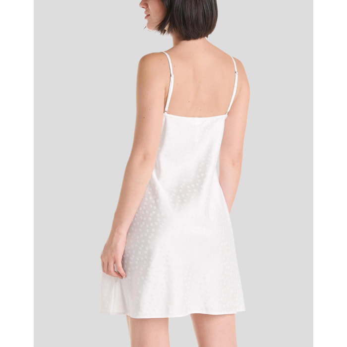 Camisón corto mujer jacquard con puntilla elegante