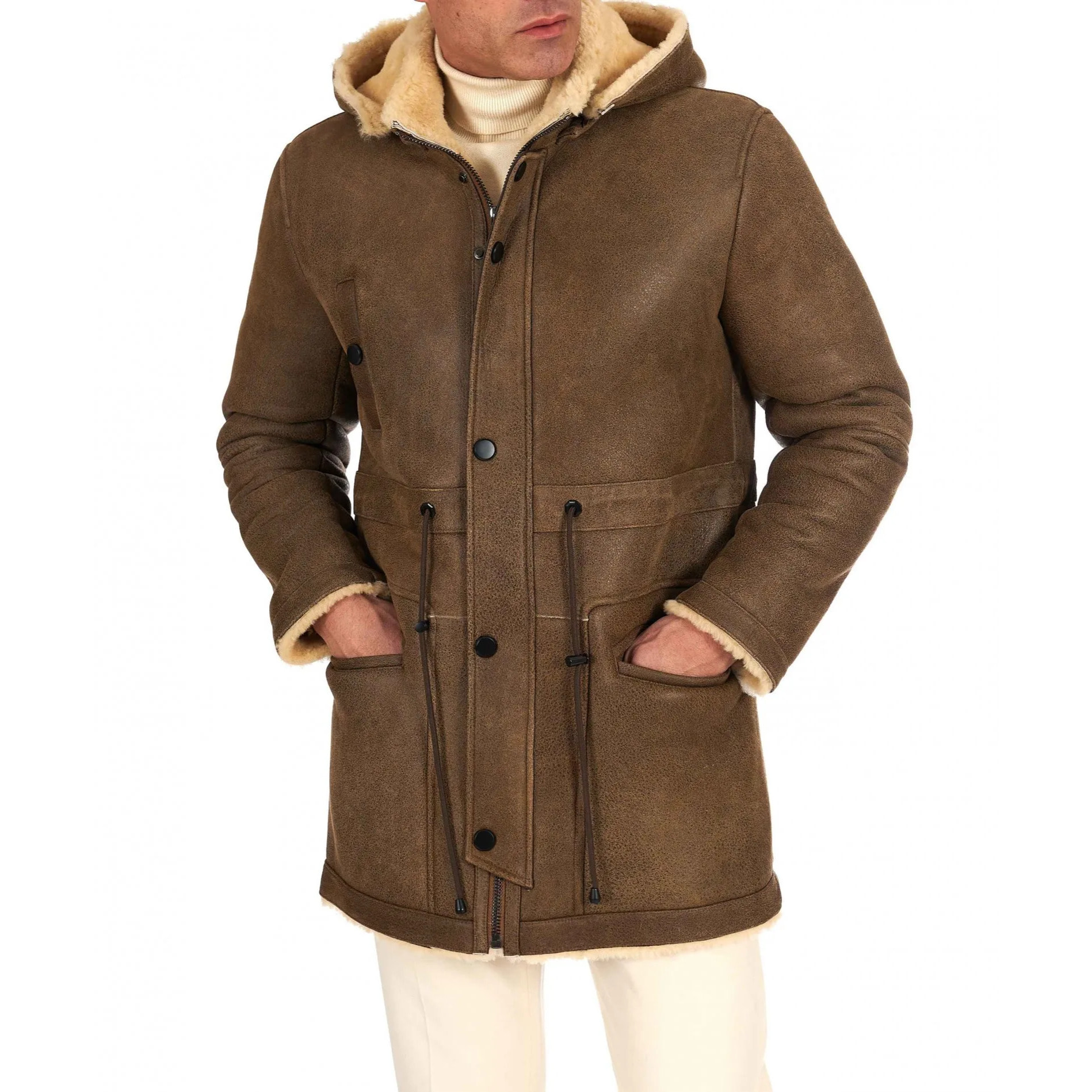 Cappotto Montone Shearling color fango con cappuccio staccabile