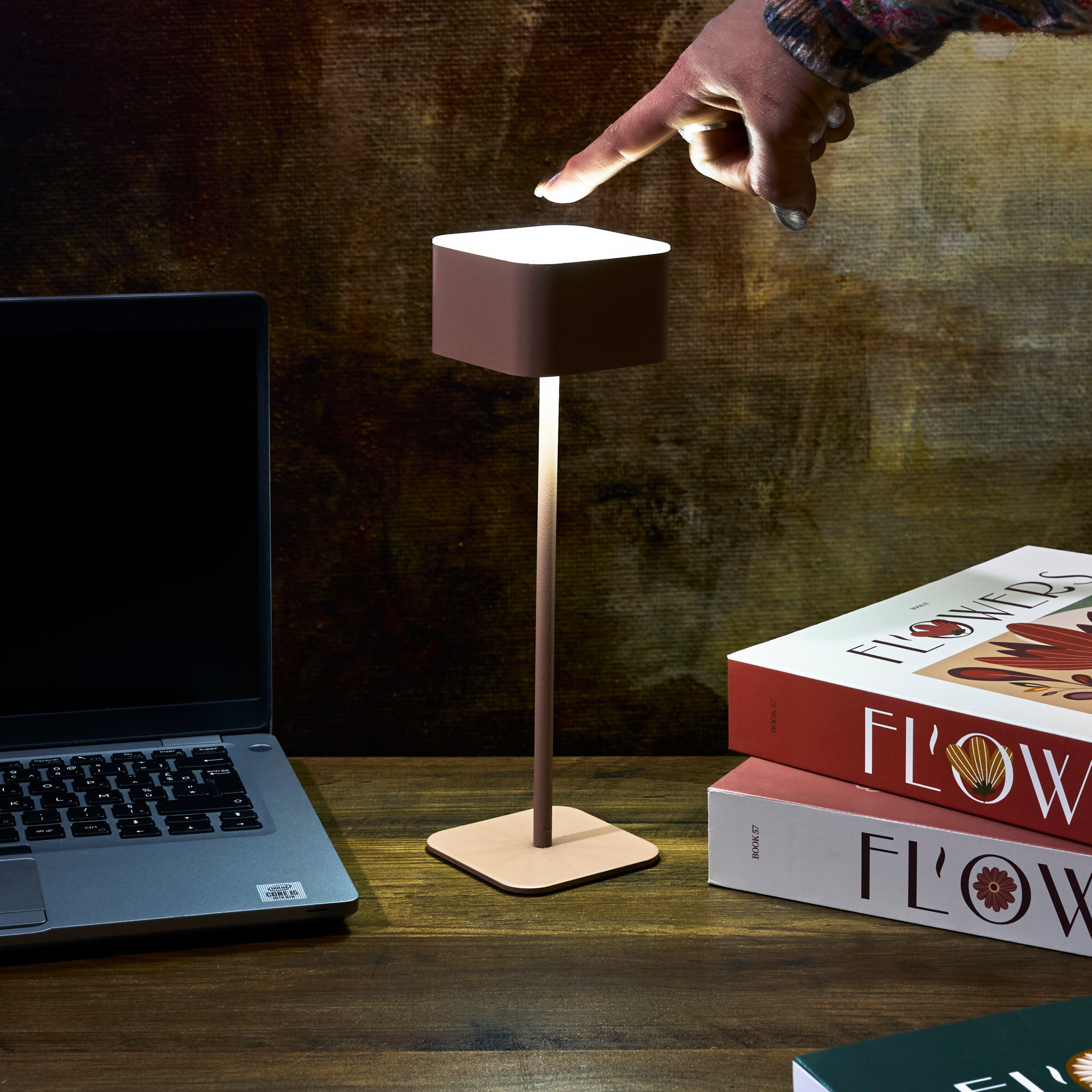 Lampe - HOME DECO FACTORY - Tactile - Rechargeable - Beige
