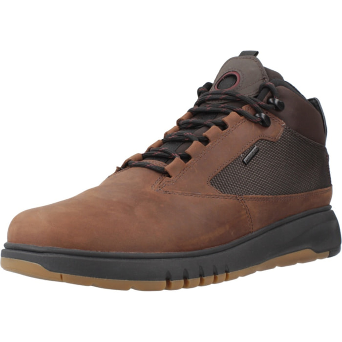 Botines Hombre de la marca GEOX  modelo U AERANTIS 4X4 B ABX MARRON