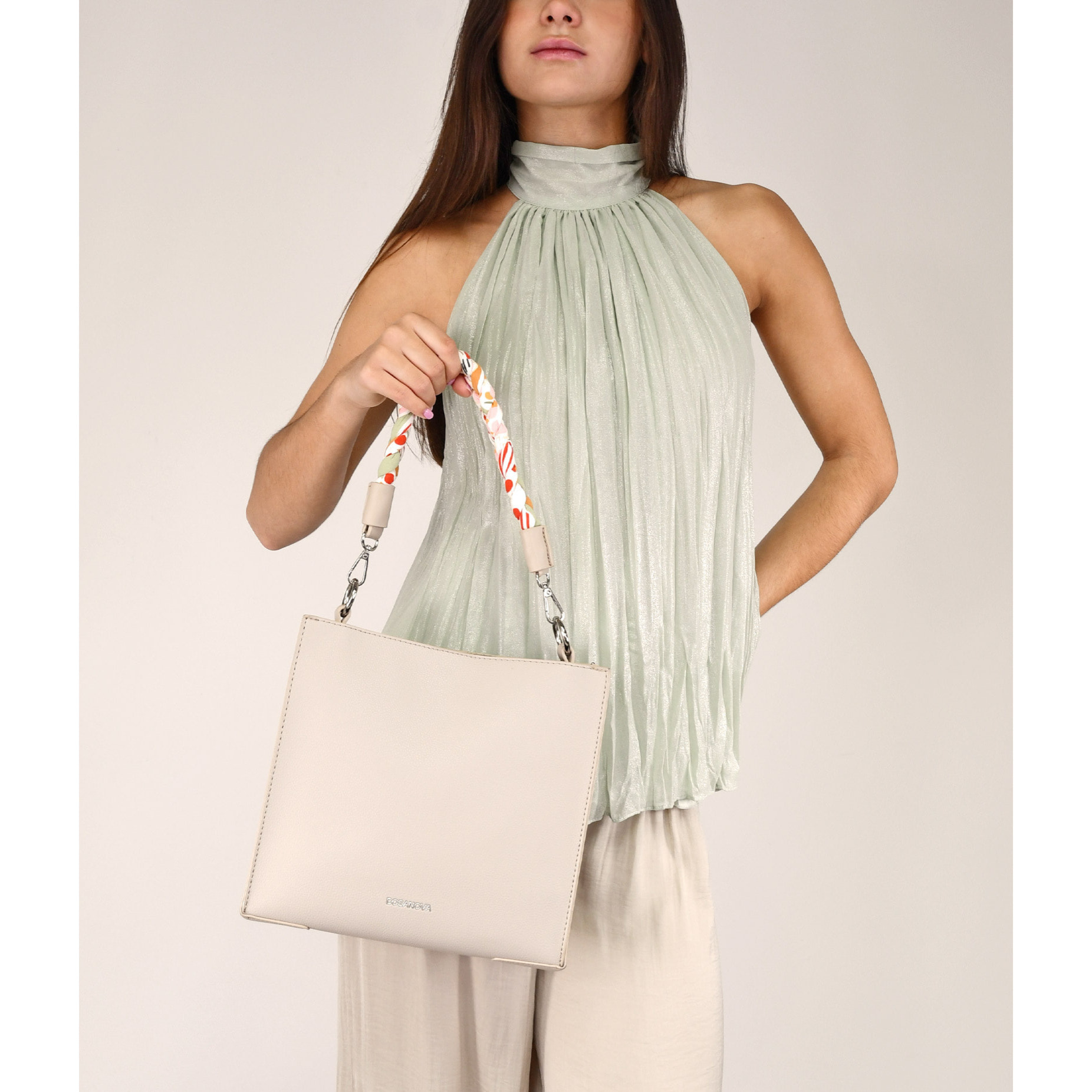 Bolso cuadrado piedra con asa de pañuelo