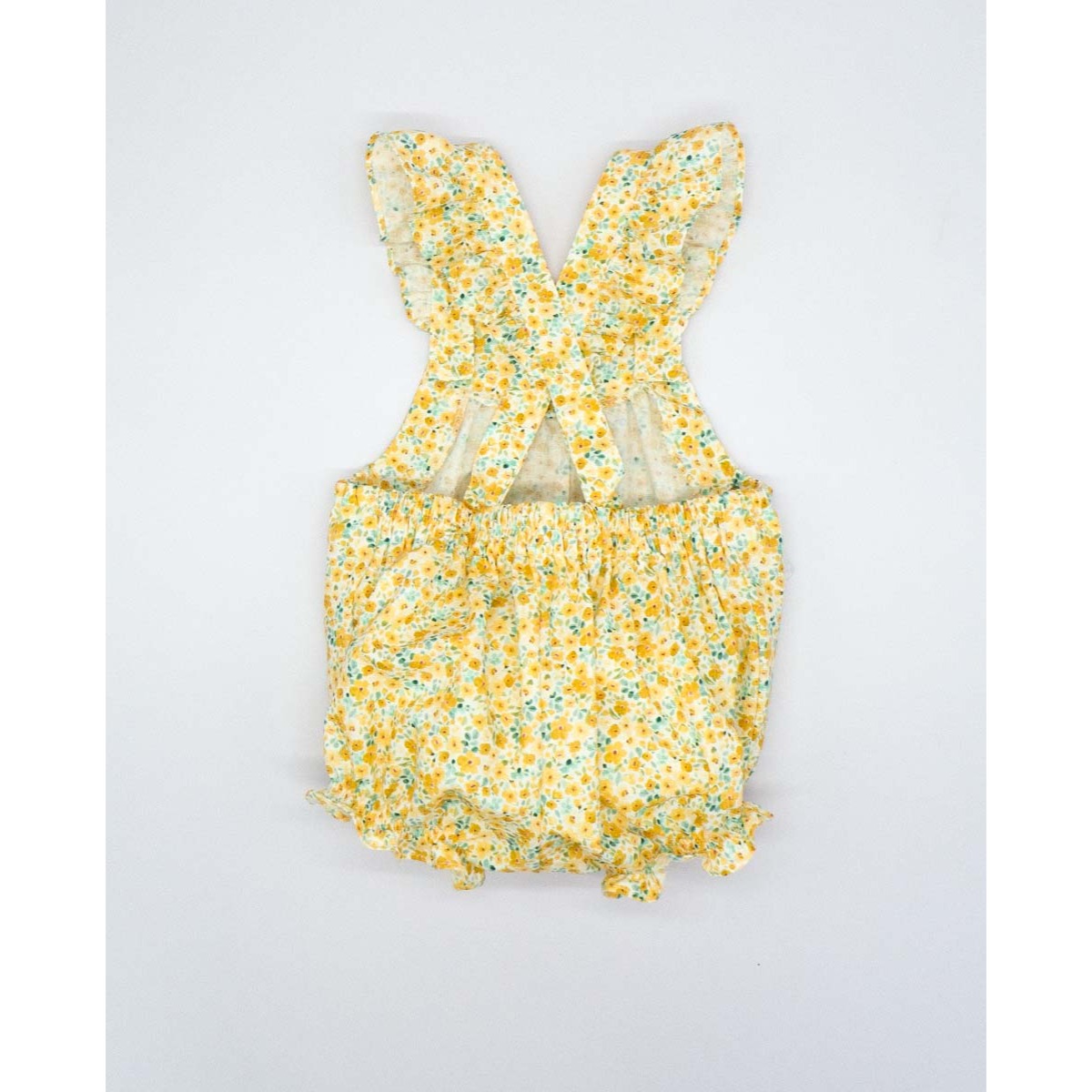 PETO CORTO CON VOLANTE DE FLORES AMARILLO