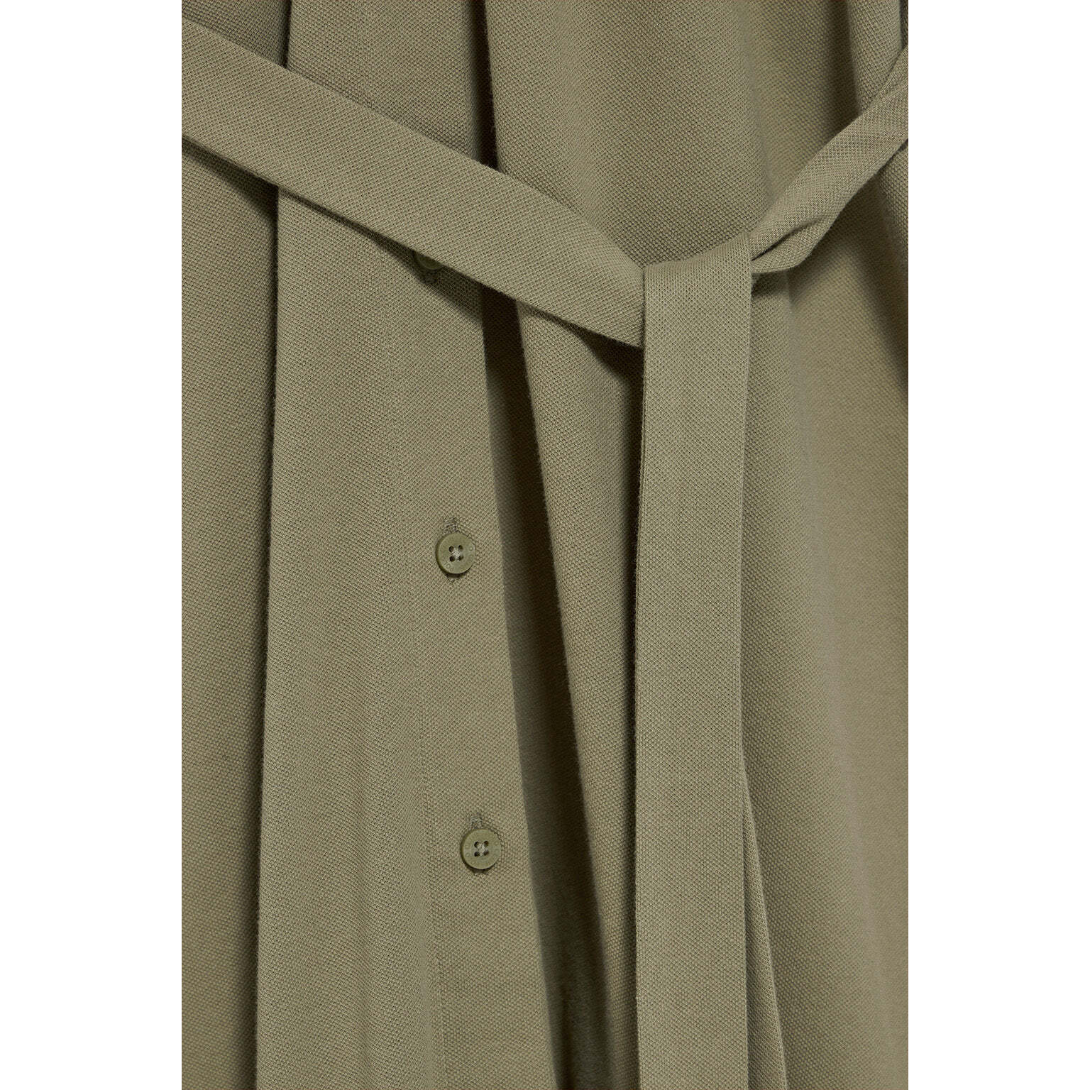 Vestido verde abotonado con bordado PC