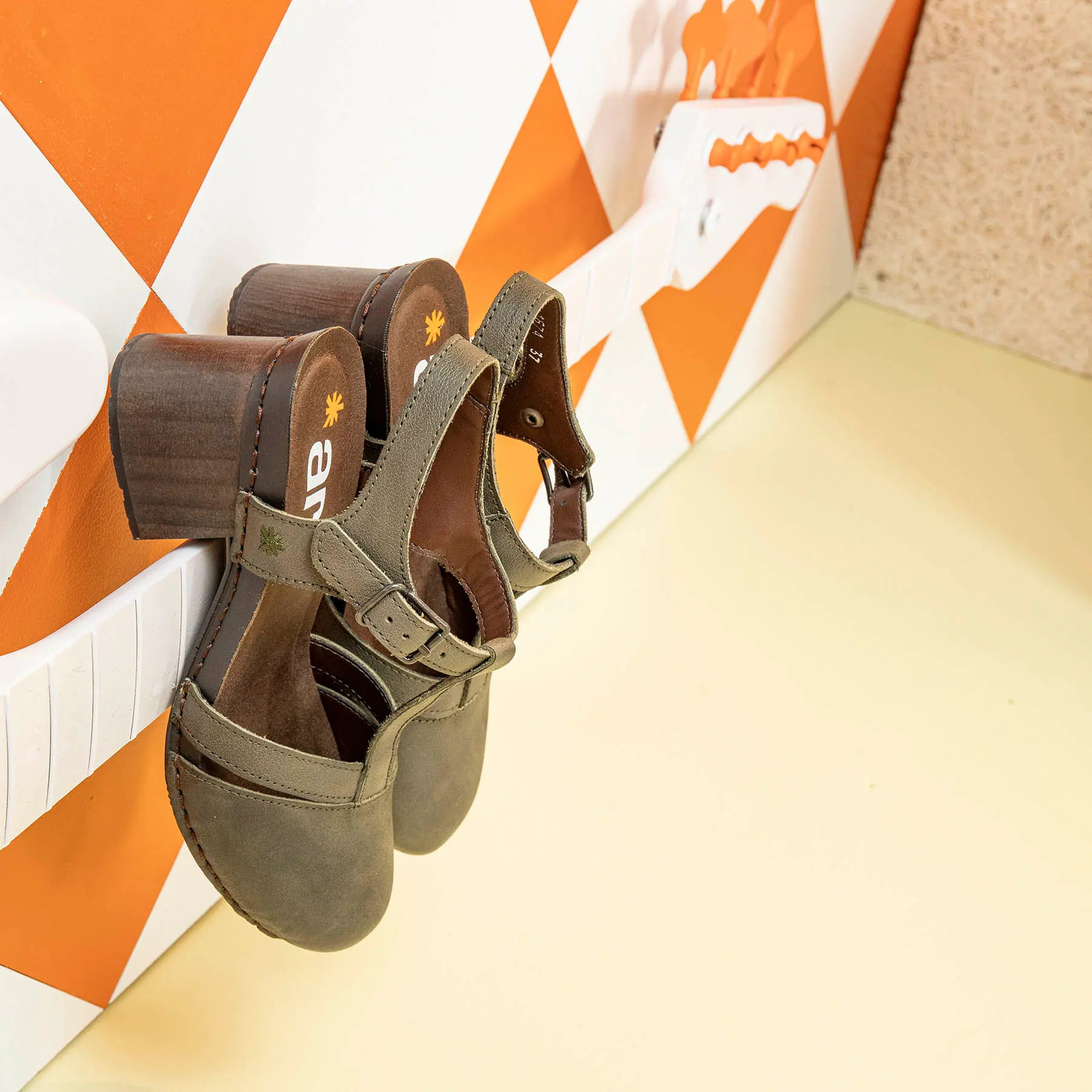 Sandalias con tacón 1874 NAPPA BLACK/ I WISH color Black