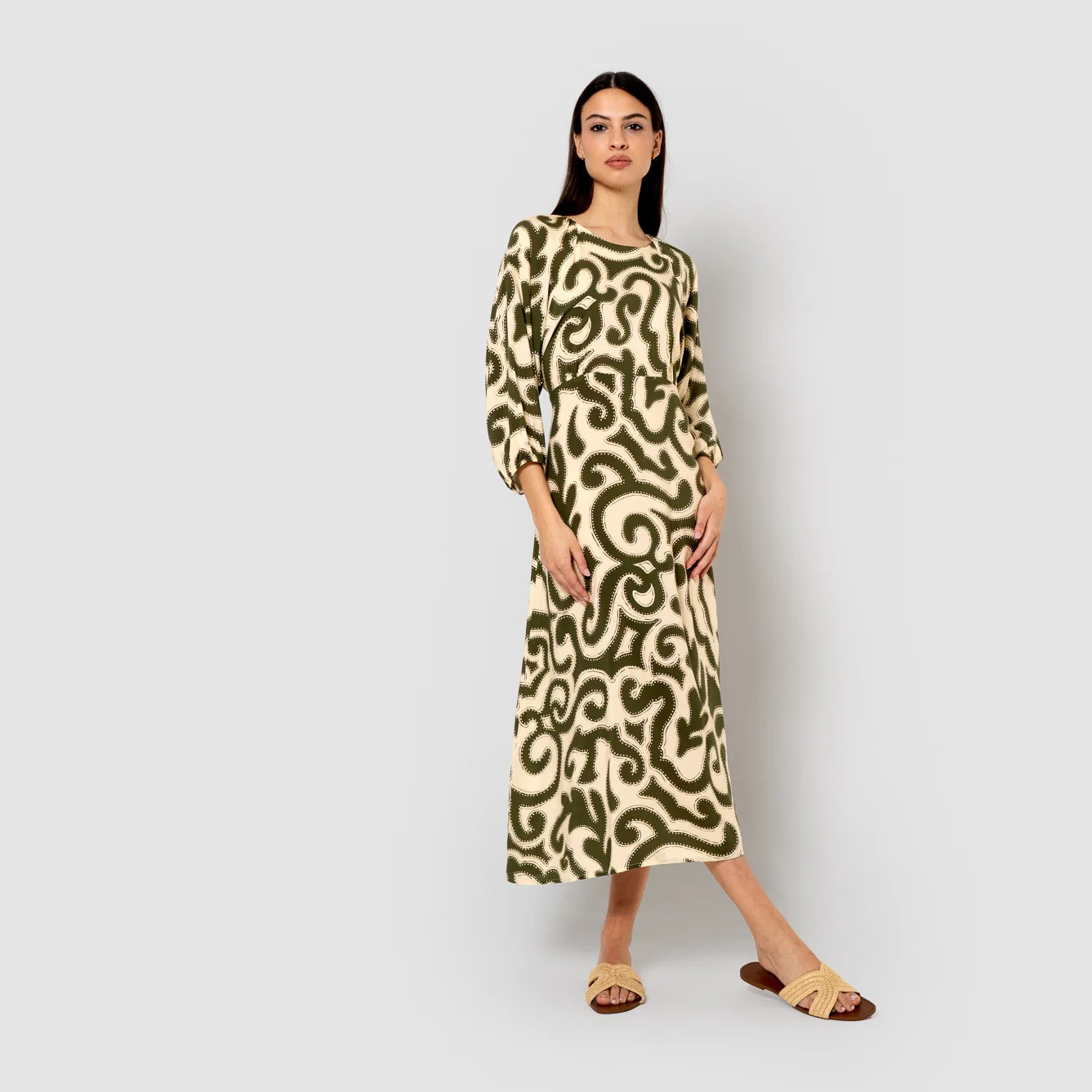 Vestido midi viscosa elaya verde cacería