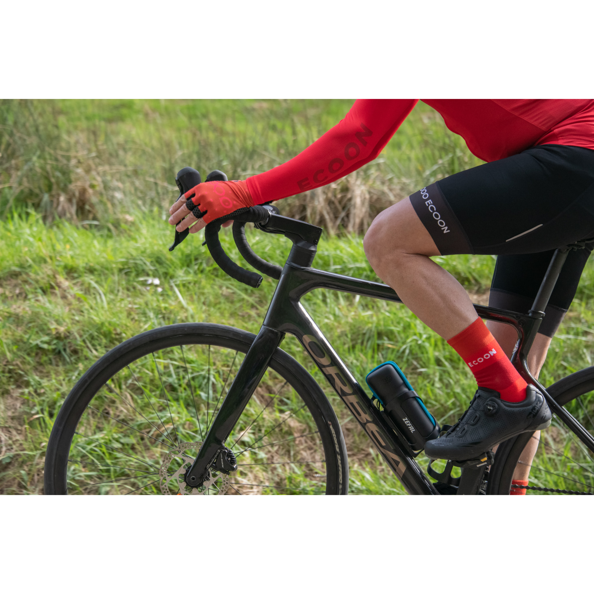 Maillot de manga larga ECOON modelo Tourmalet Men en color Rojo