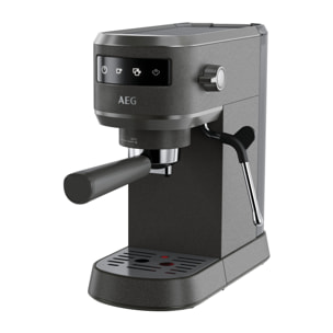 AEG Maquina de café espresso de 1 litro capacidad y 15 bares de presión EC6-1-6BST