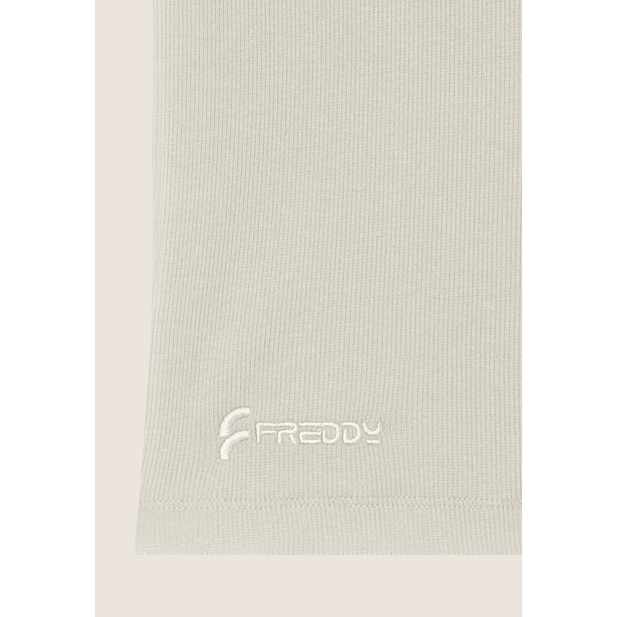 T-shirt slim fit a costine con apertura sulla schiena