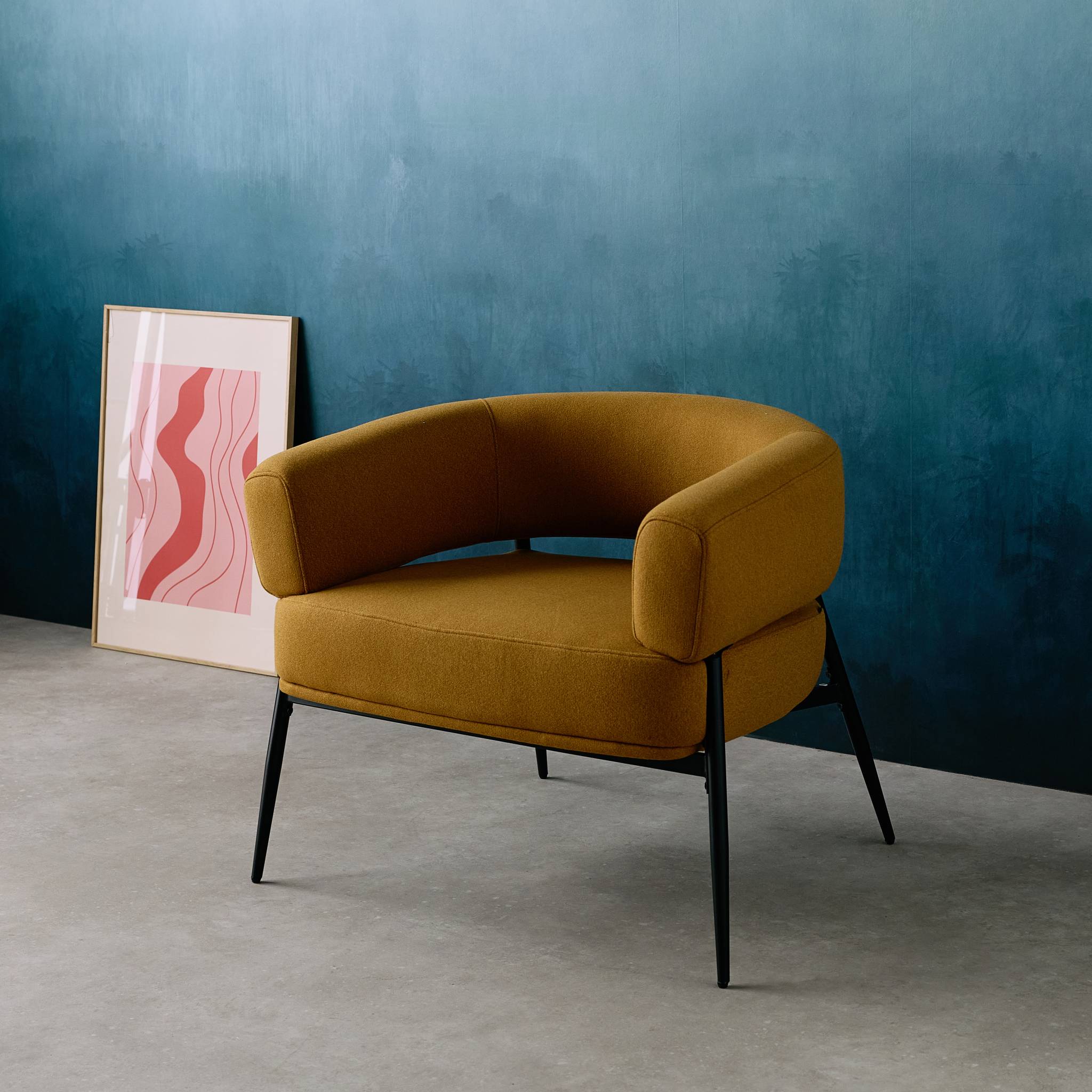 Fauteuil tissu moutarde dossier incurvé piétement métal L 81.5 x P 72.5 x H 69 cm - Cristo