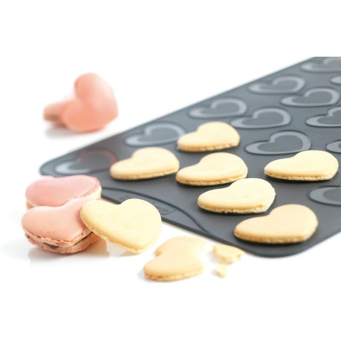 Plaque de cuisson MASTRAD macarons coeurs 30X40X1 cm