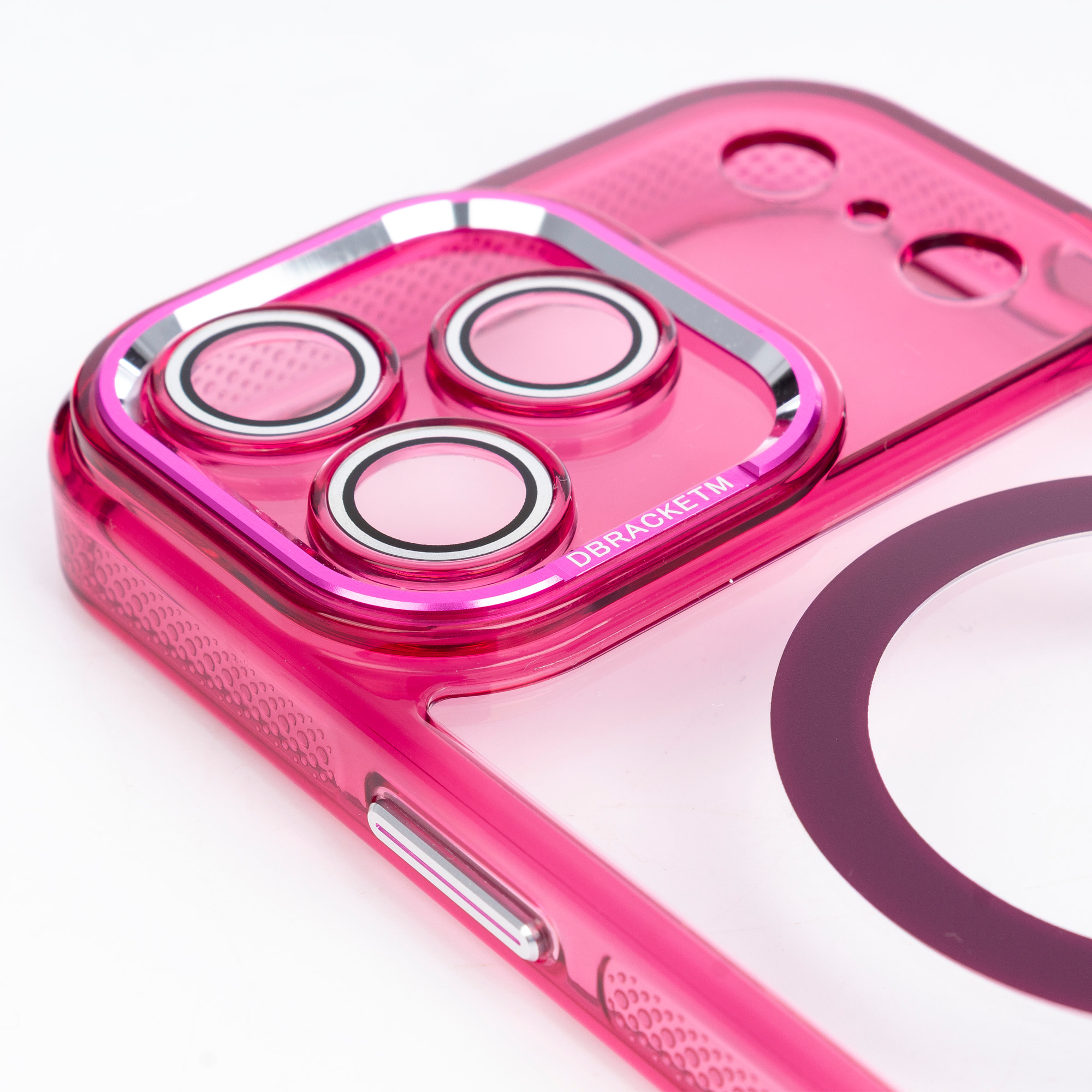 Custodia trasparente con camera coperta e bordi fucsia. Magsafe per iPhone 17 Pro Max.
