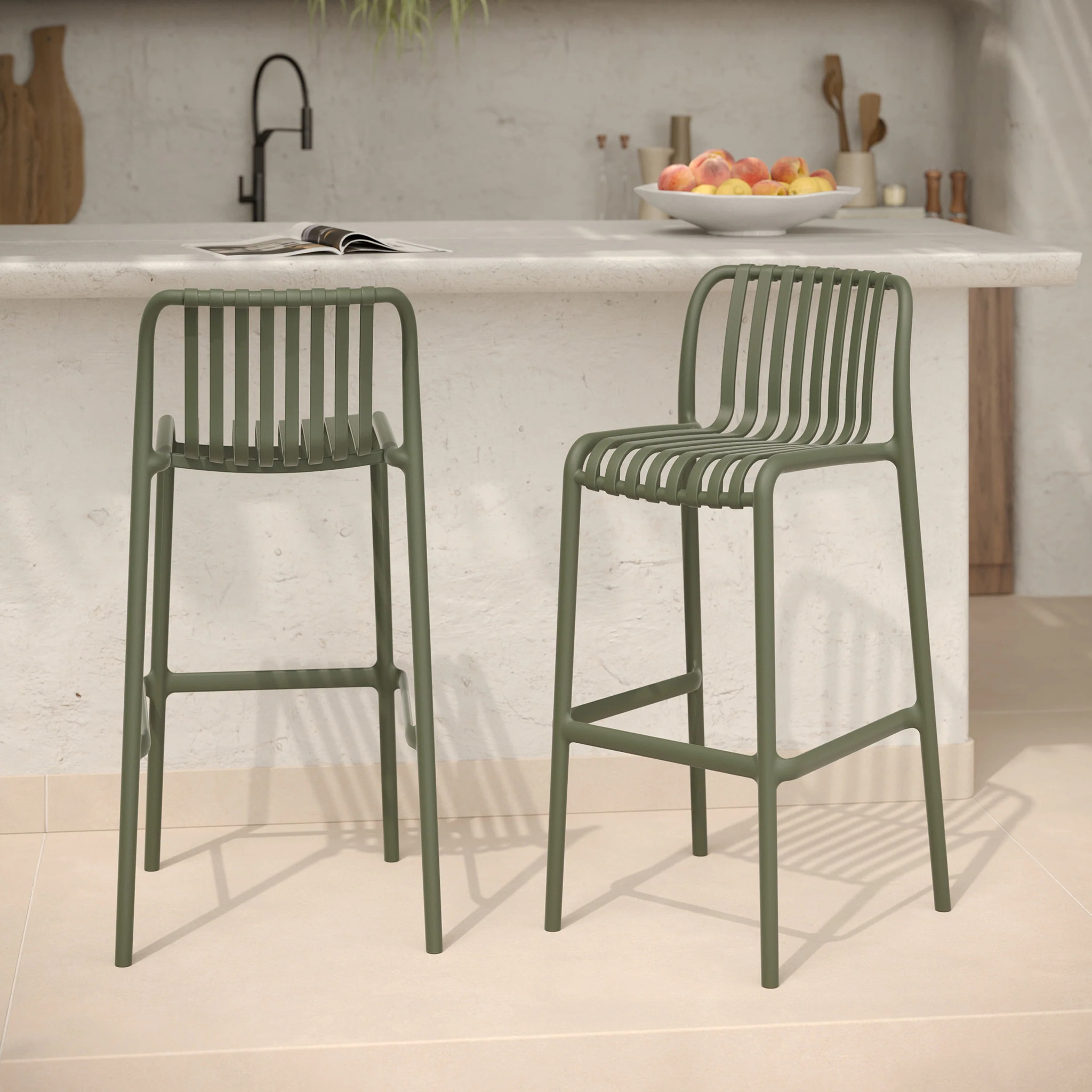 Lot de 2 chaises de bar de jardin 76 cm en plastique vert kaki - Duli