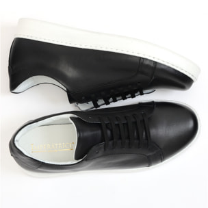 Sneakers stringate in pelle di vitello