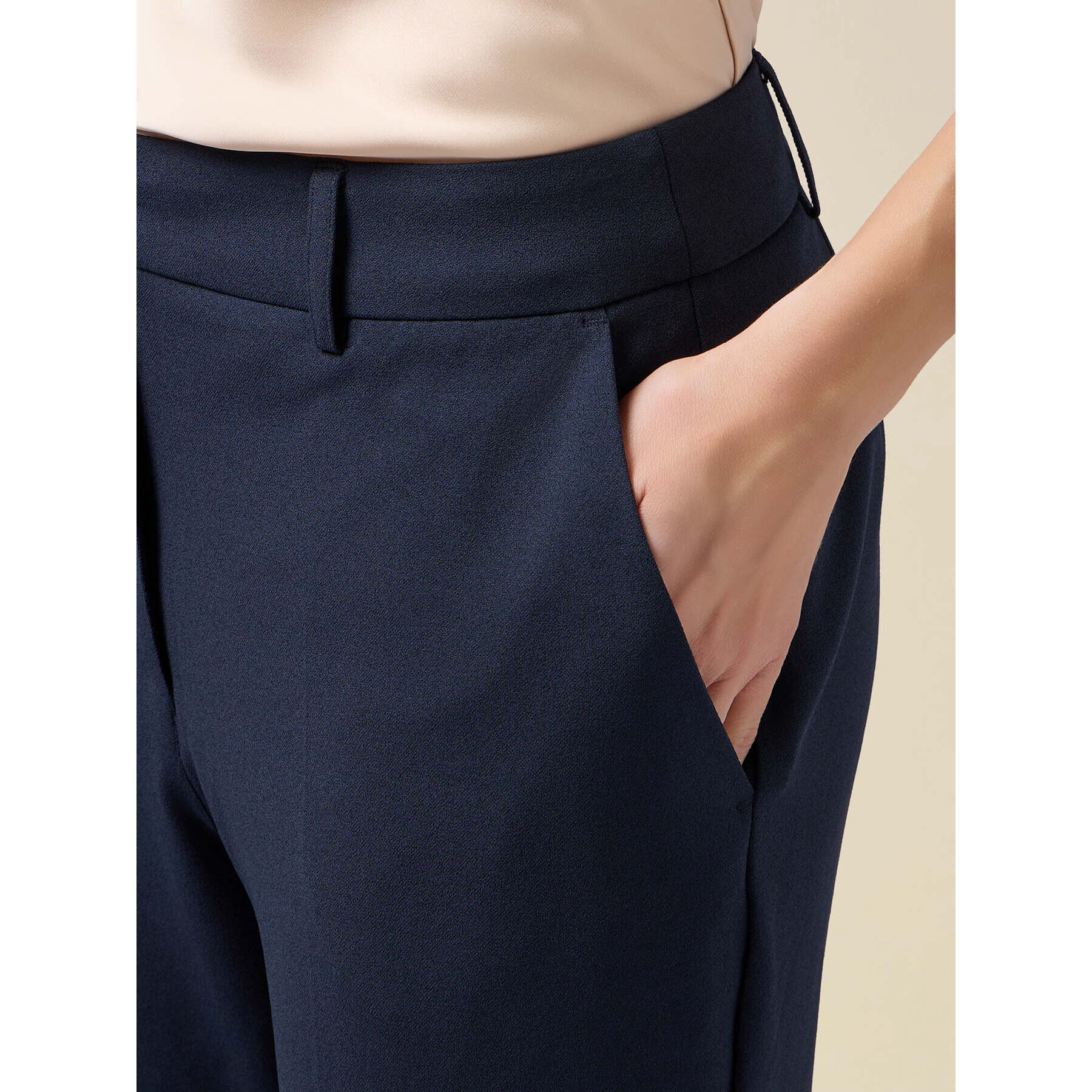 Oltre - Pantalones cropped de tejido crepé - Azul