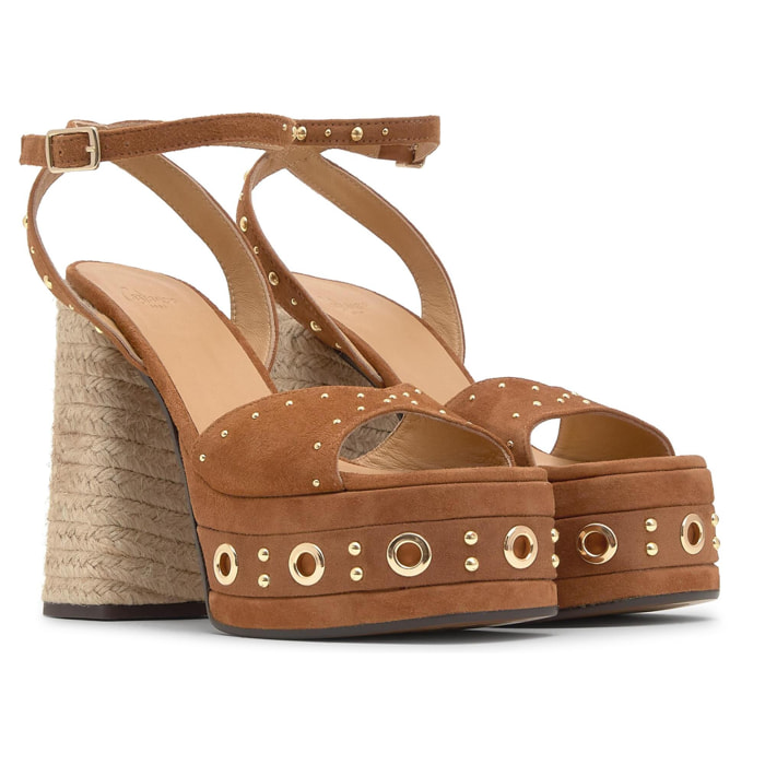 Sandalia Fruamba en ante con tachuelas y tacón de yute