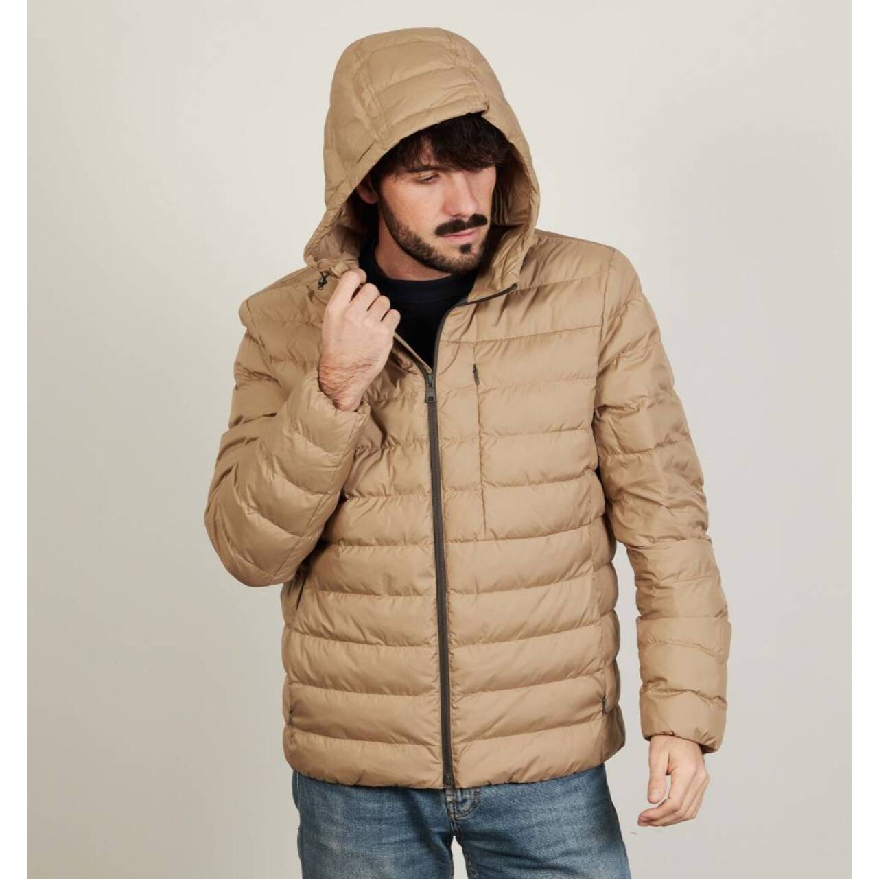 Abrigos Hombre de la marca GEOX  modelo M2628A T2937 M DENNIE HOOD JACKET MARRON CLARO