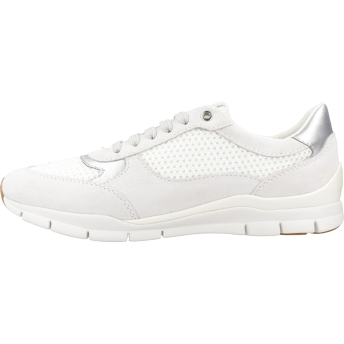 SNEAKERS GEOX D SUKIE