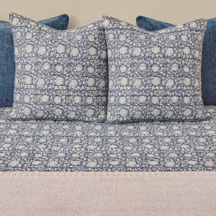 Colcha reversible con estampado floral de inspiración artesanal Senflo color azul Poliéster