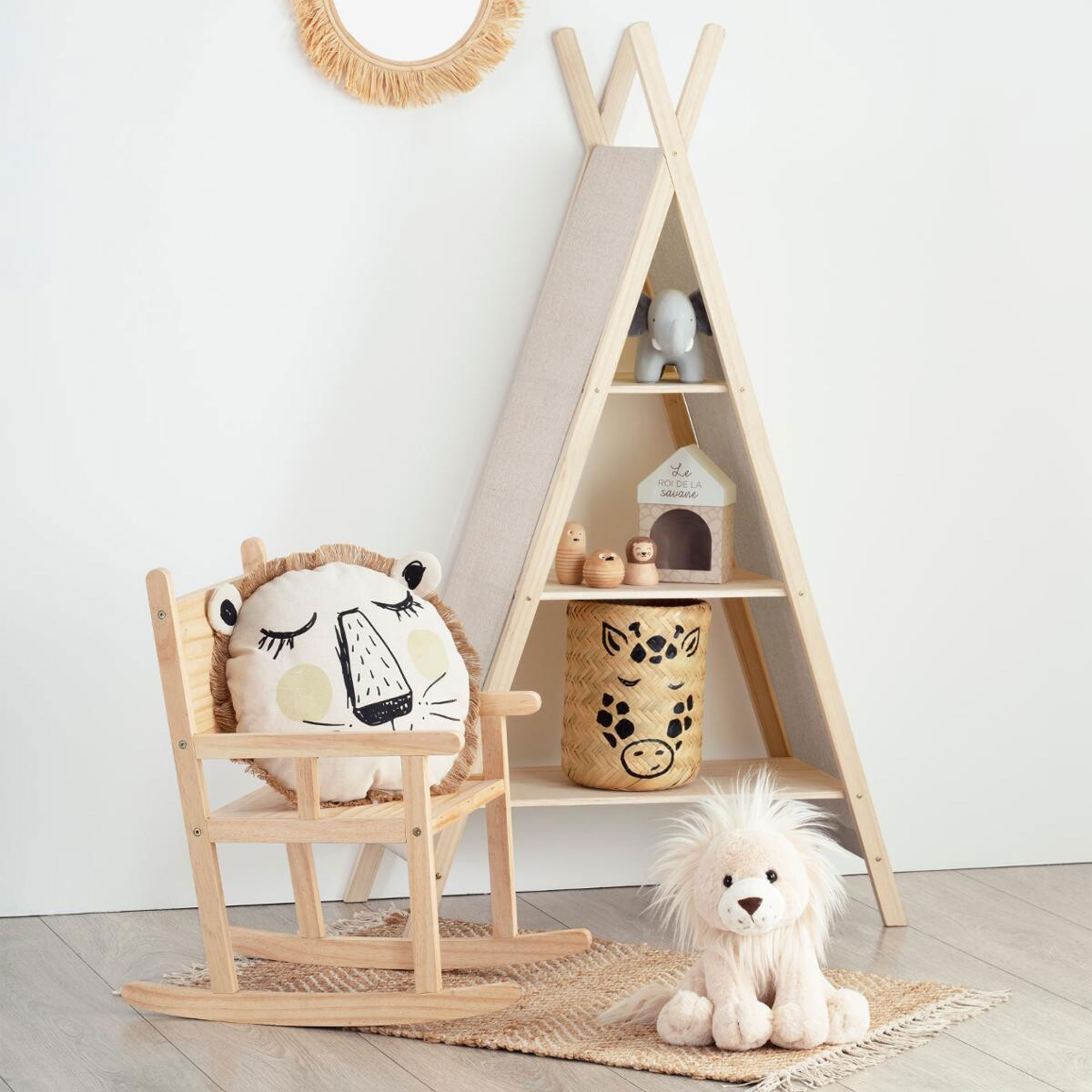 Cojín de flecos con cara de león - 44 x 13cm