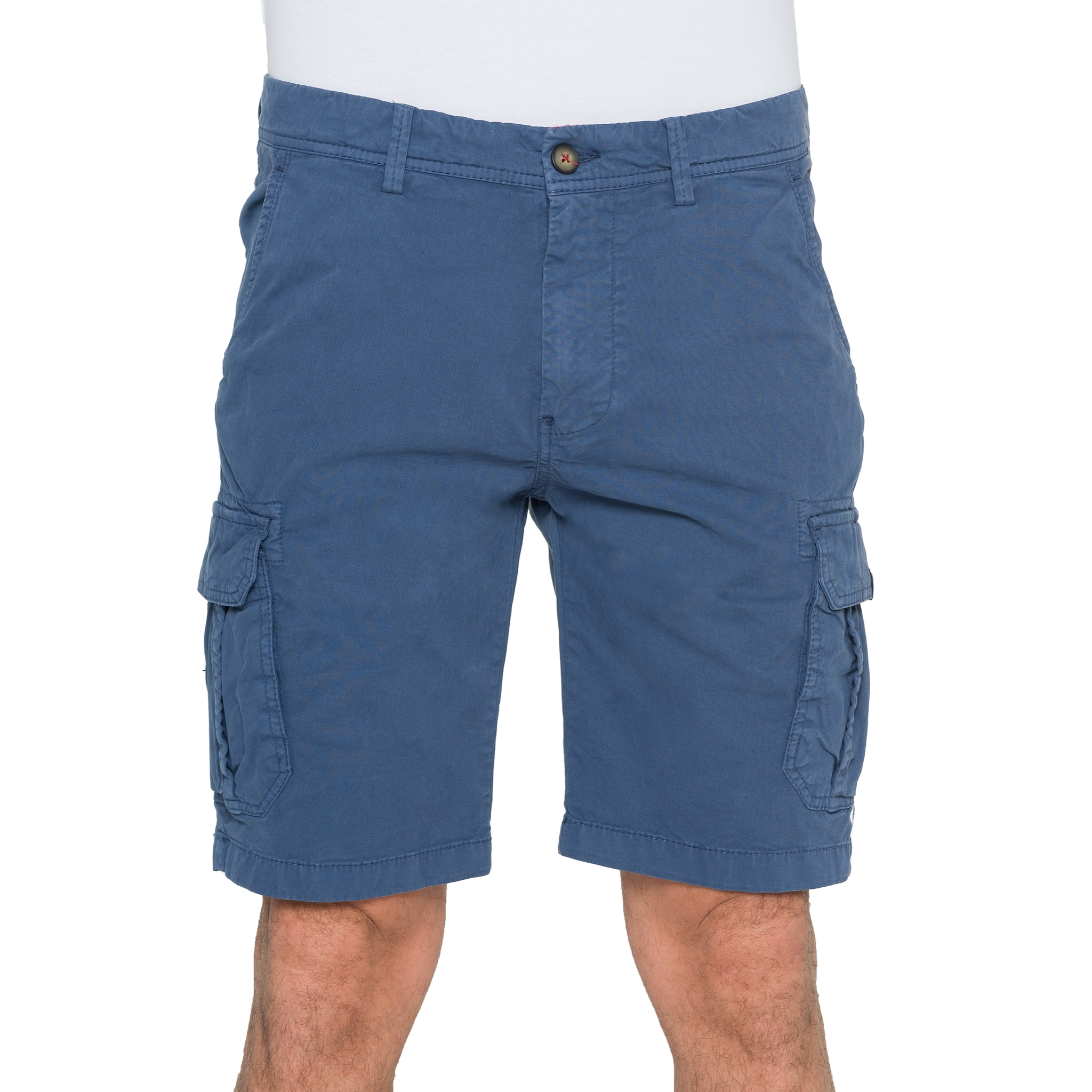 Bermudas Hot Buttered Athabasca modelo cargo con bolsillos laterales Azul claro