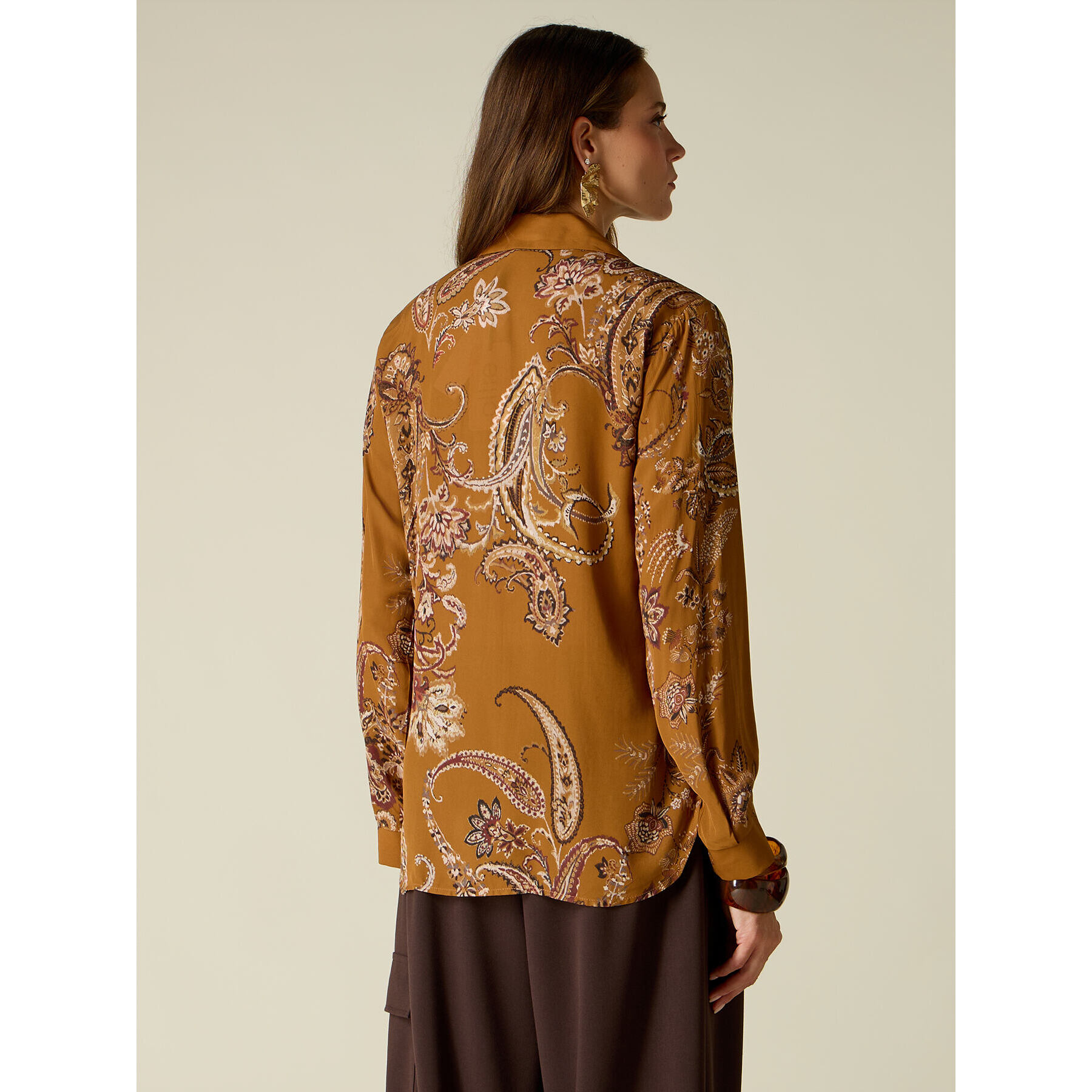 Oltre - Blusa fantasia con volant - Marrone