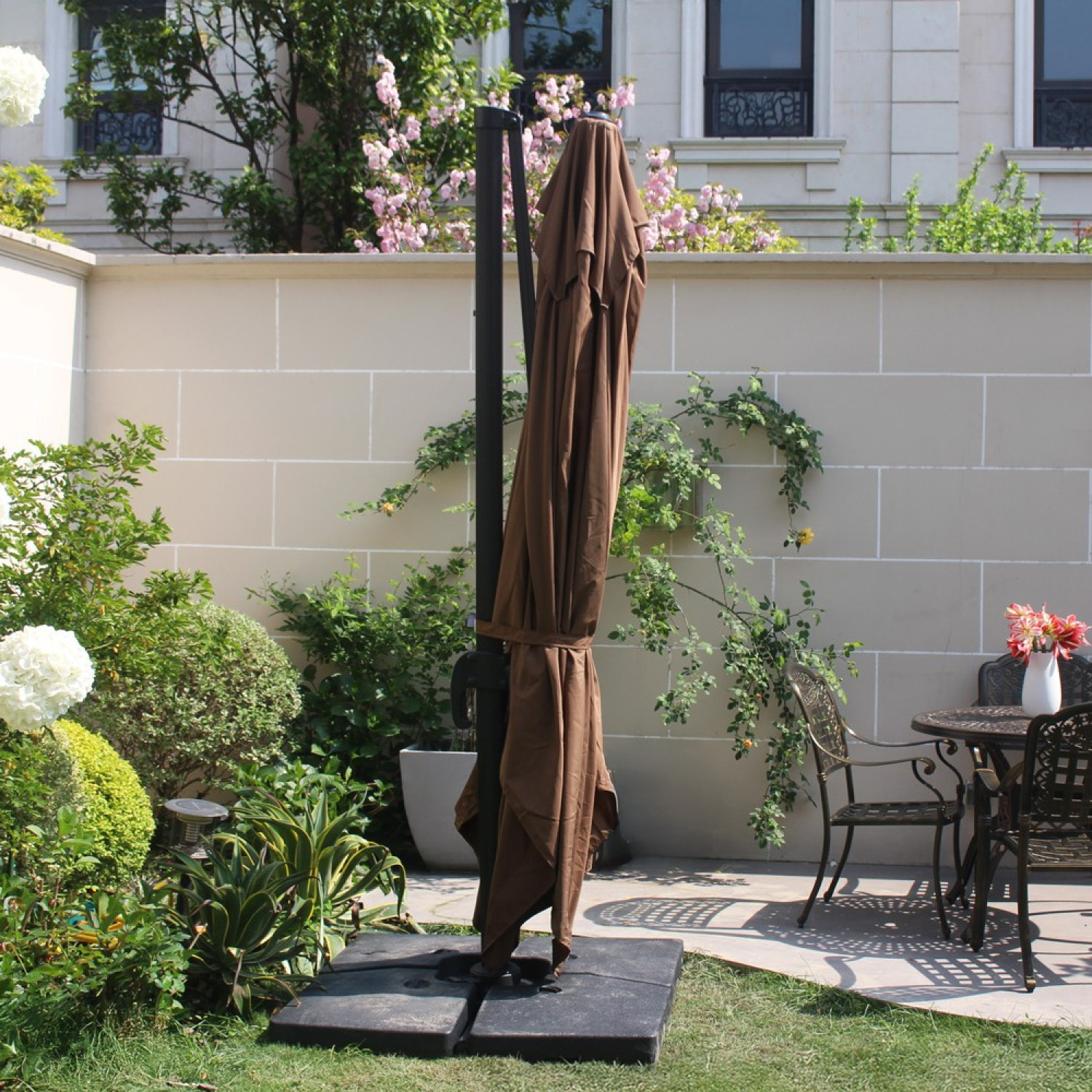 Ensemble parasol marron 3x4m et 4 dalles à lester NAVIA