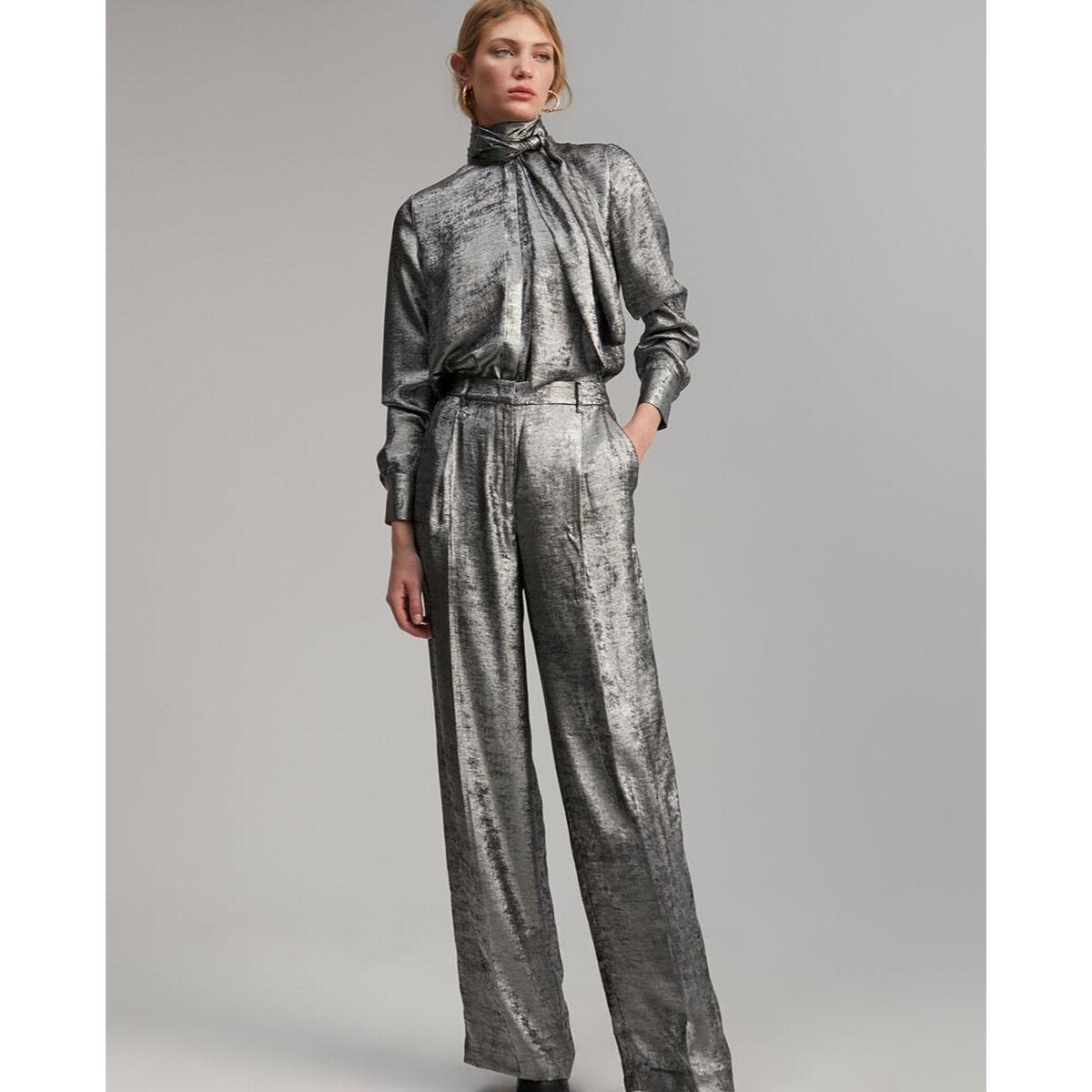 Pantaloni laminati