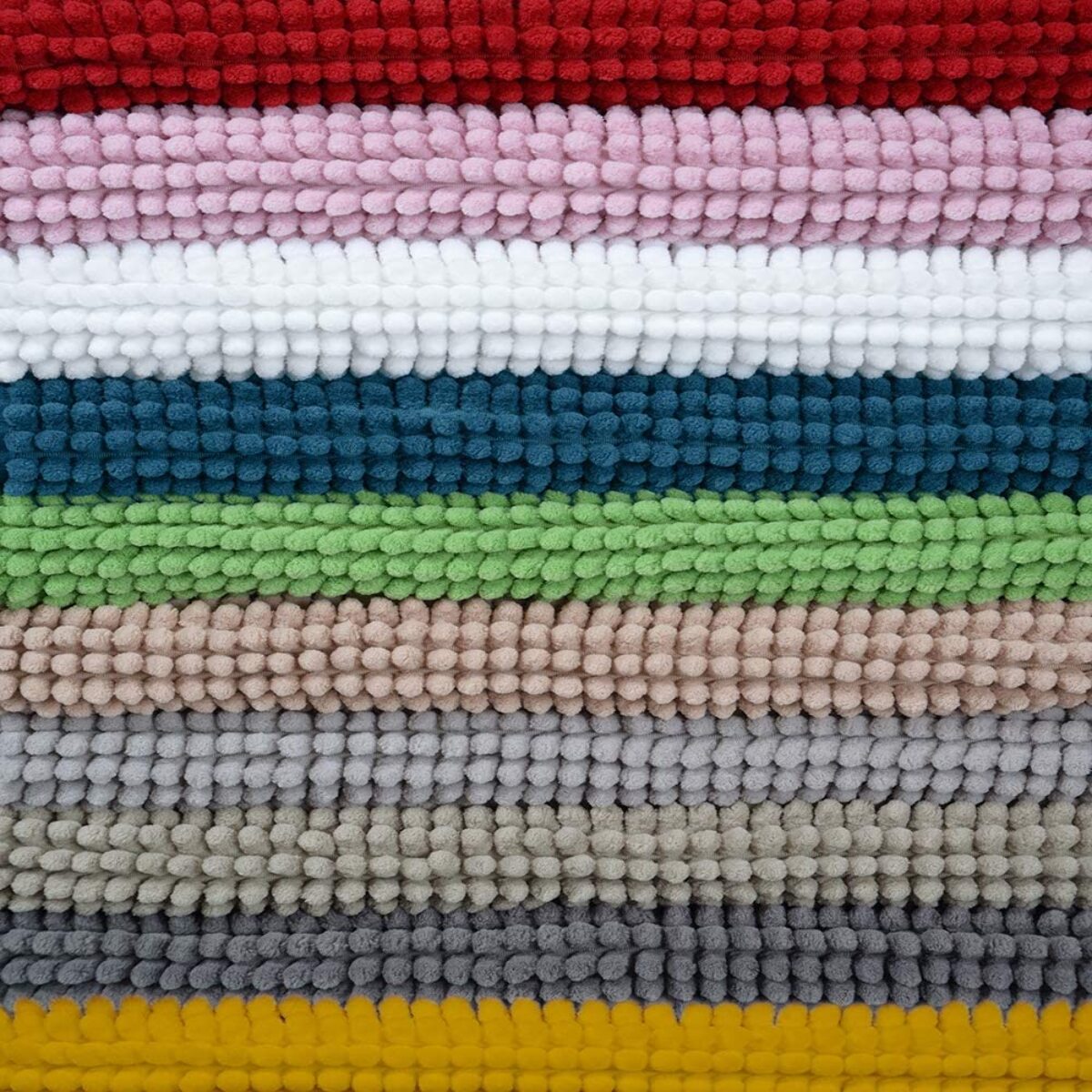 Tappeto bagno antiscivolo in poliestere assorbente e morbido, asciugatura rapida e superficie confortevole, ideale per doccia e vasca, fondo stabile per maggiore sicurezza, pratico e resistente all’uso quotidiano, facile da pulire e mantenere nel tempo