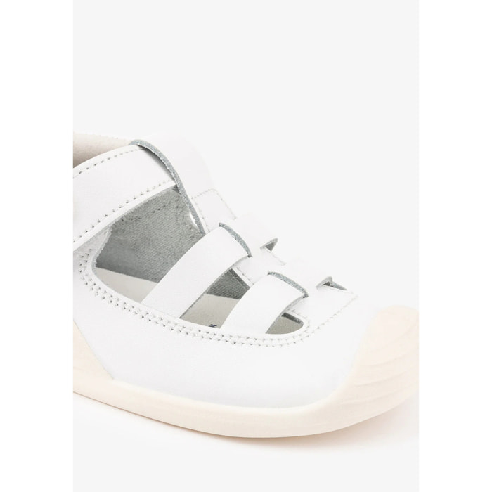 Sandalias blancas Primeros Pasos del Bebé