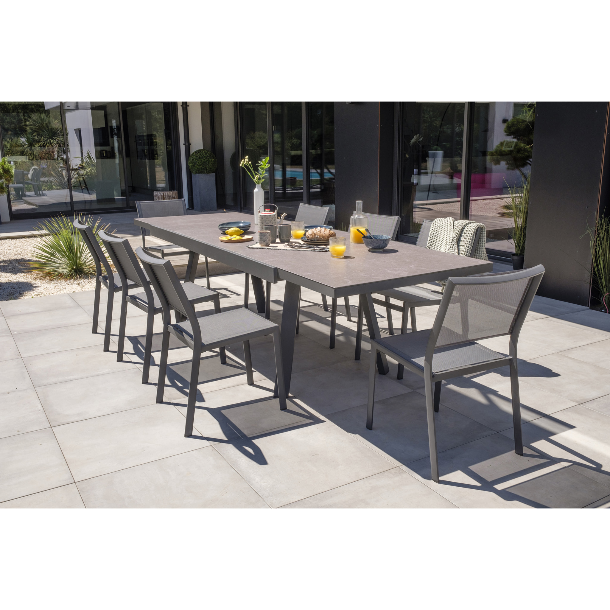 STOCKHOLM - Ensemble repas de jardin 8 places en céramique sur verre