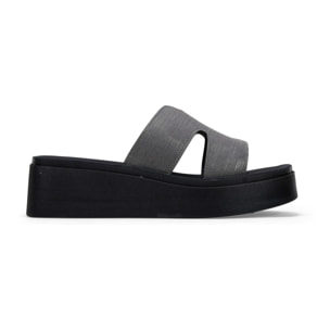 Sandalias plataforma negras con brillo
