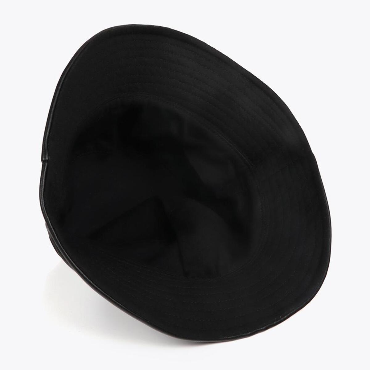 Cappello a Secchiello Effetto Pelle