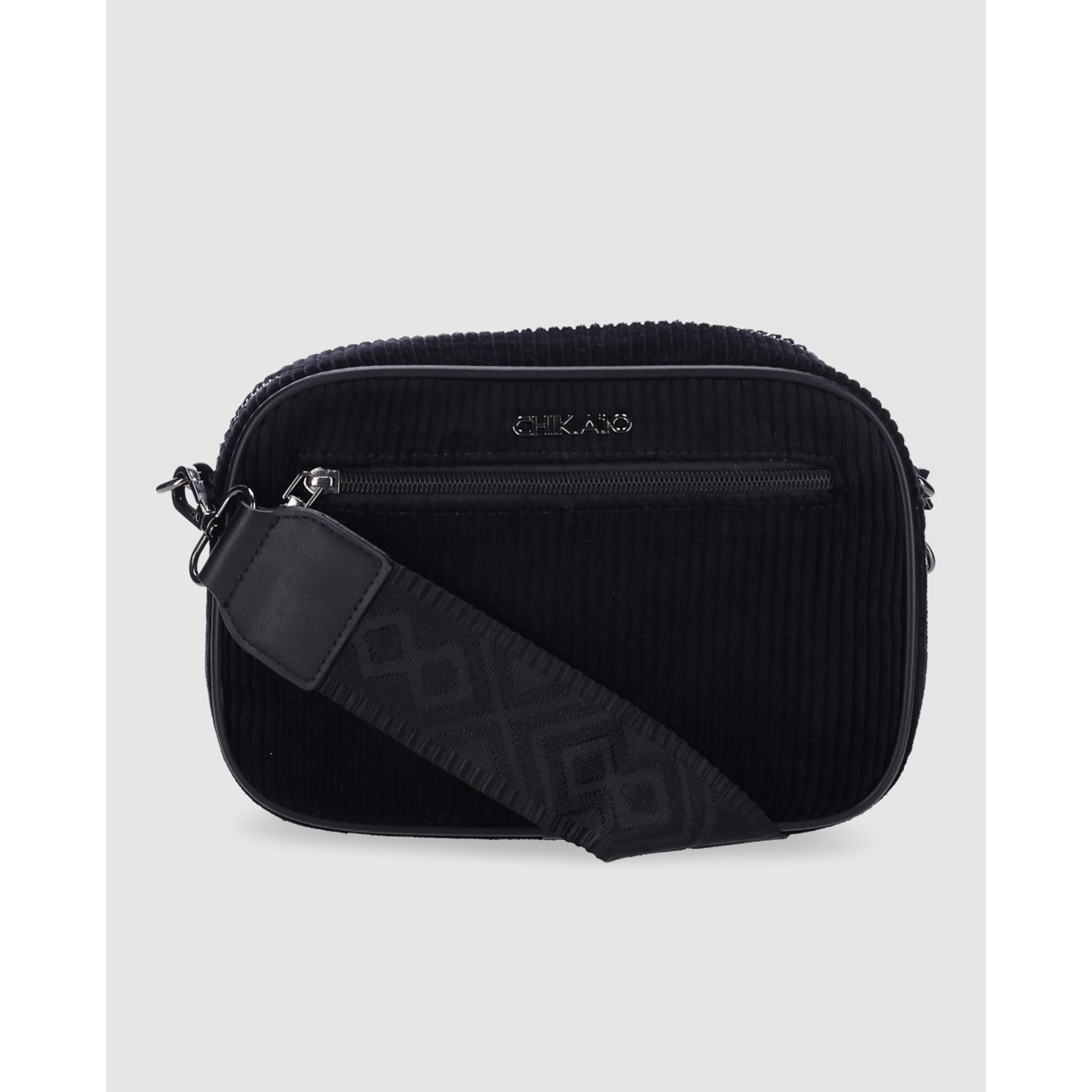 Bolso - Negro - Medida: 23 cm x 16 cm x 8 cm