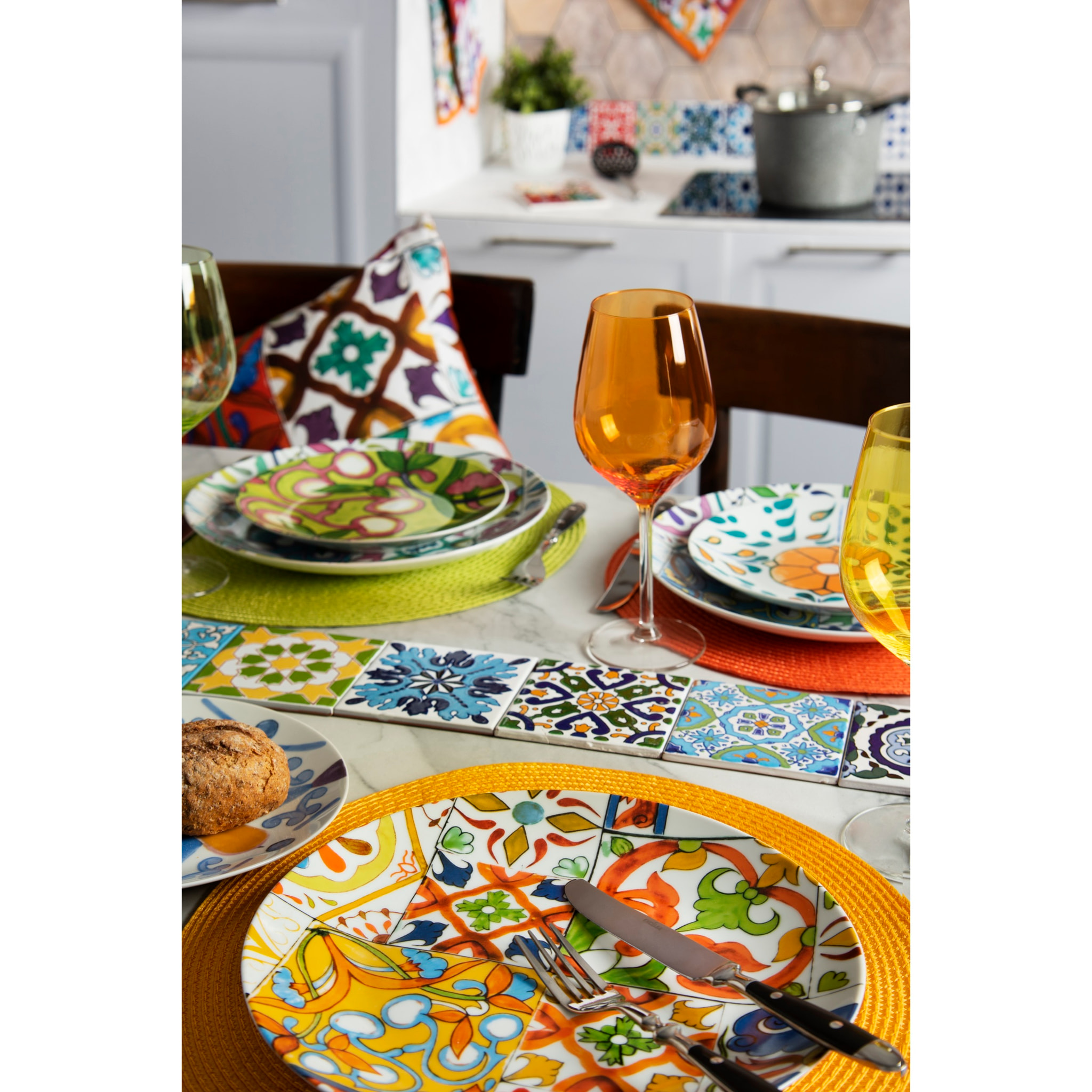 Servizio piatti 18 pezzi Excelsa – Lisbona, Porcellana Multicolore