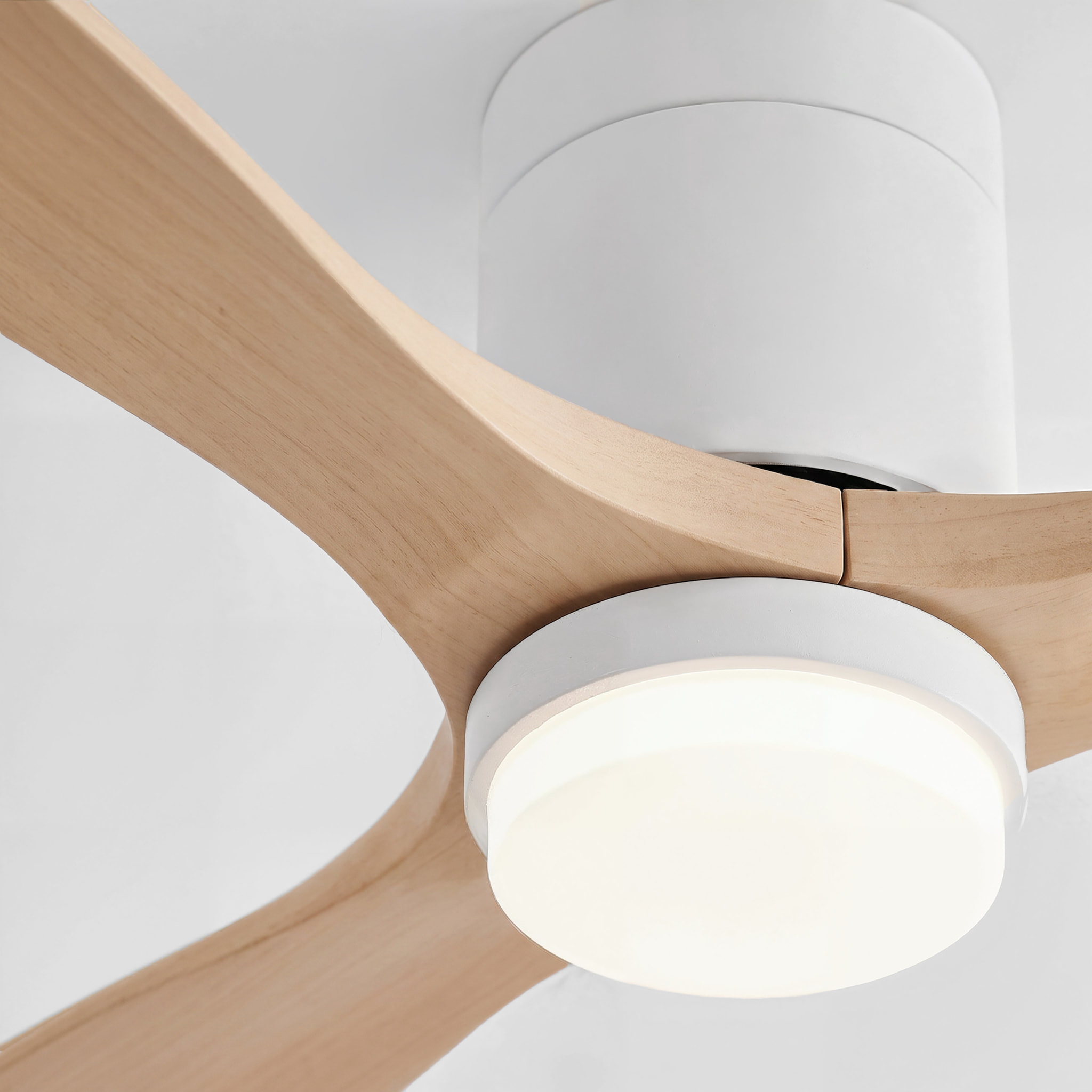 Ventilador de techo FLOW22 con luz LED y mando a distancia