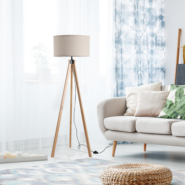 Lampadaire trépied style scandinave 40 W max. dim. 45L x 45l x 152H cm bois de pin lin beige