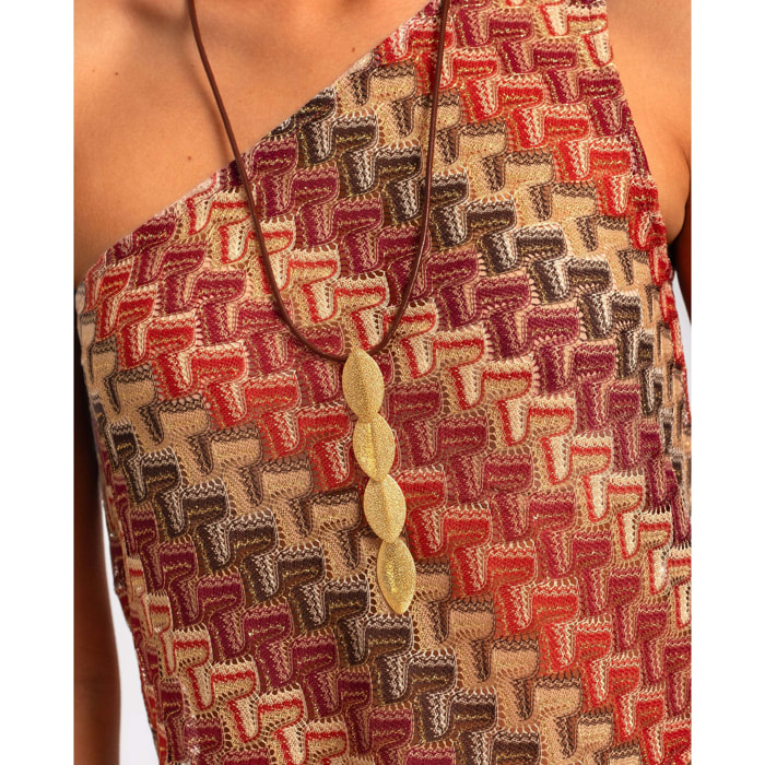 Collar dorado de mujer