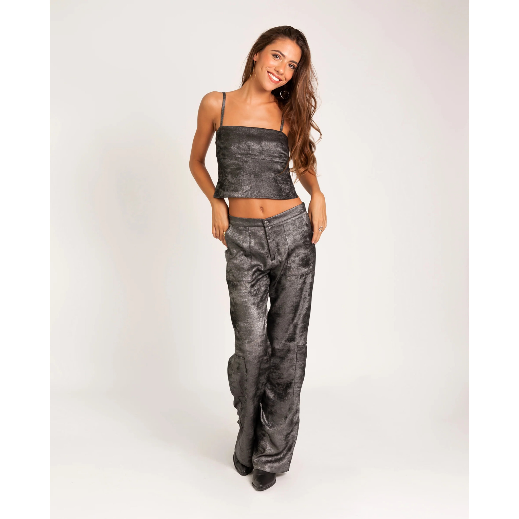 Top de mujer con tirantes y espalda abierta