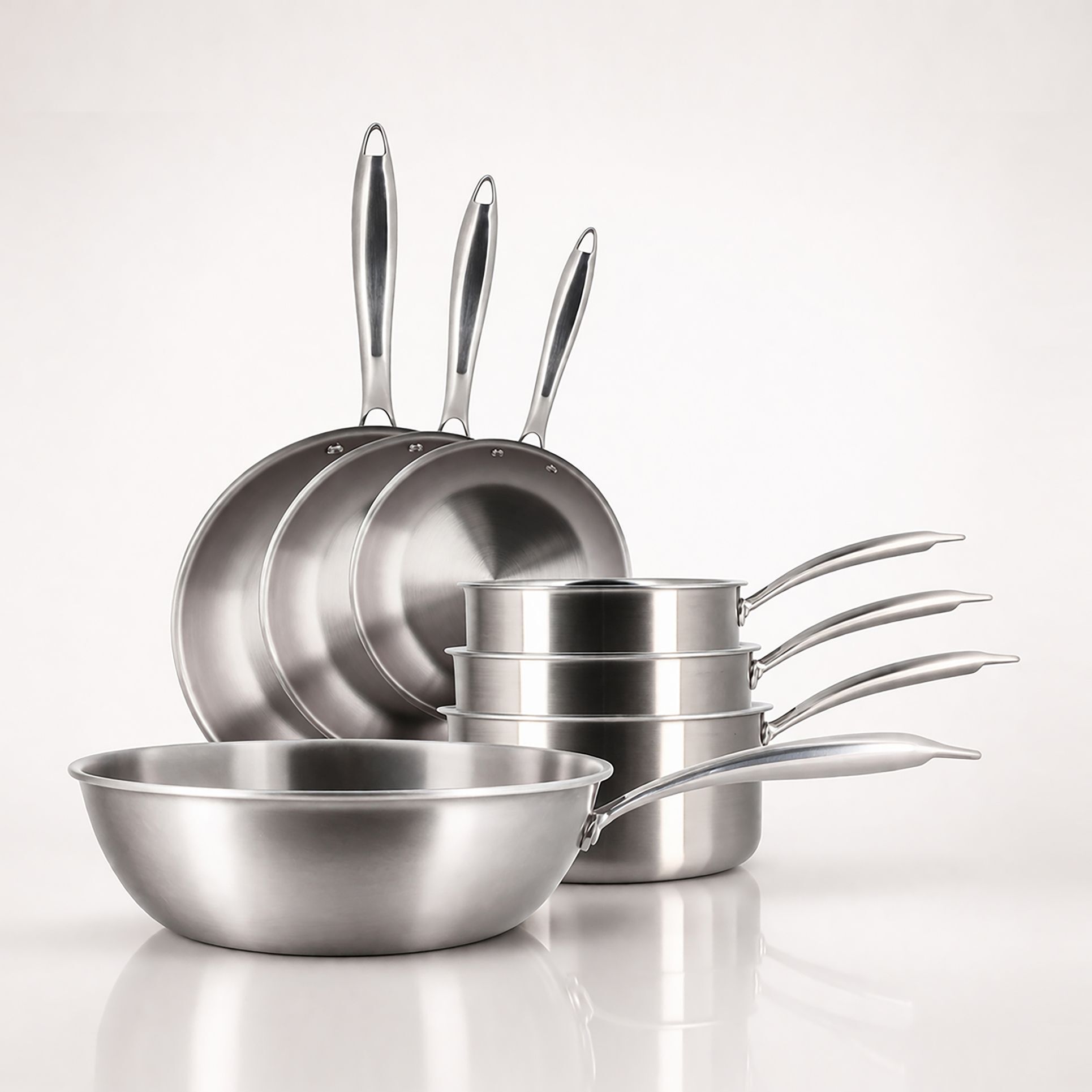 Batterie de cuisine 7 pièces en acier inoxydable - tous feux TRIPLY