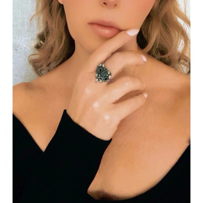 Anillo Vintage corazón y cristal black diamond plata envejecida