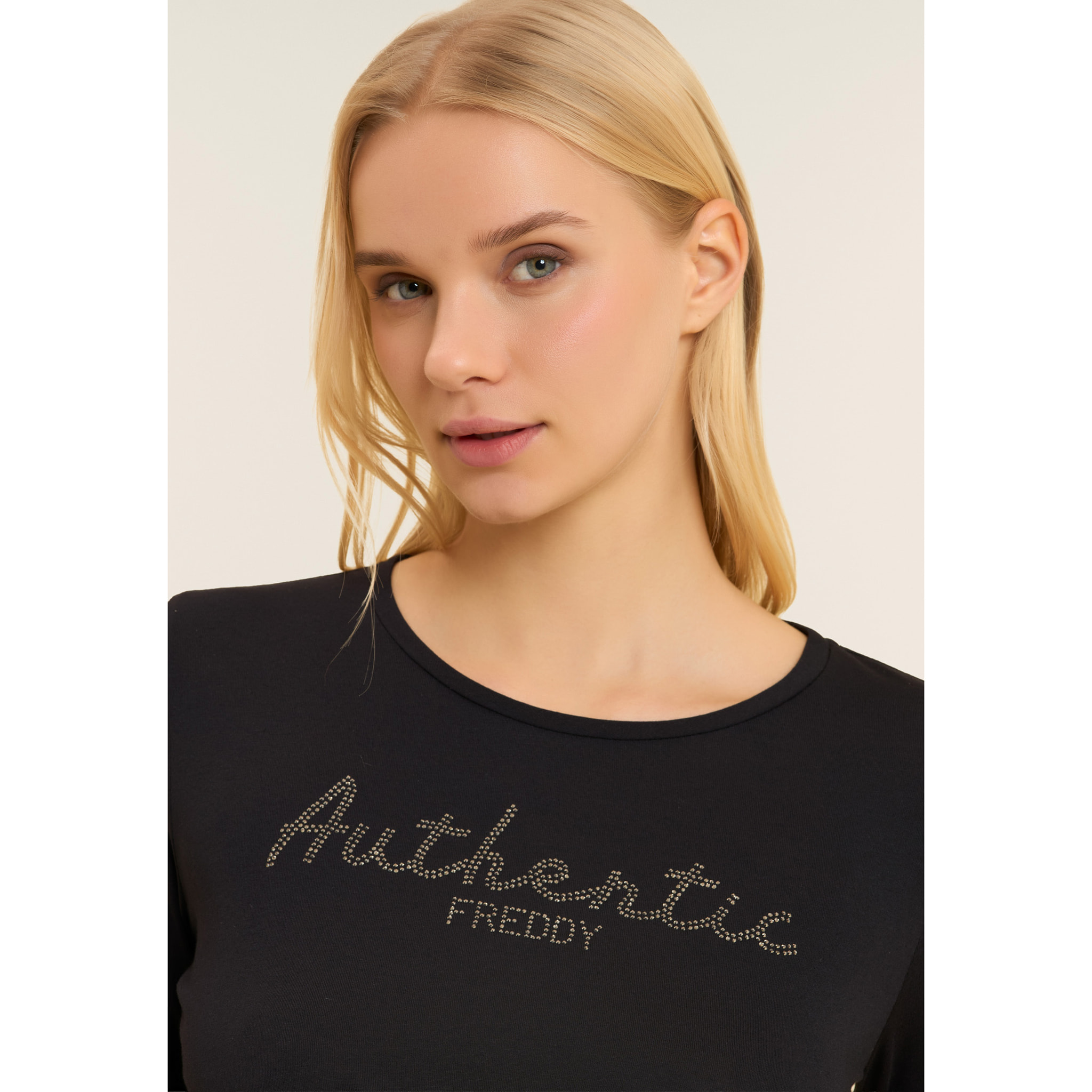 T-shirt manica 3/4 "Authentic" con logo FREDDY in strass