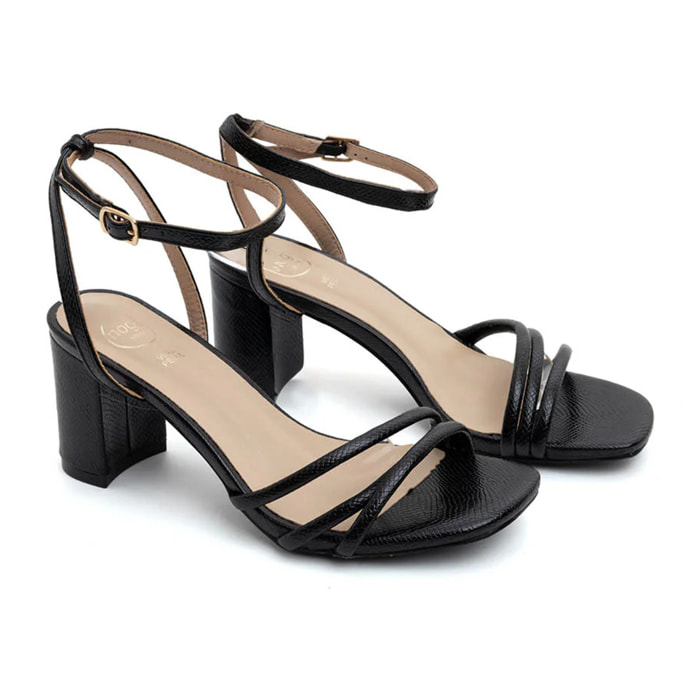Sandalo multi-strip con tacco largo - NERO