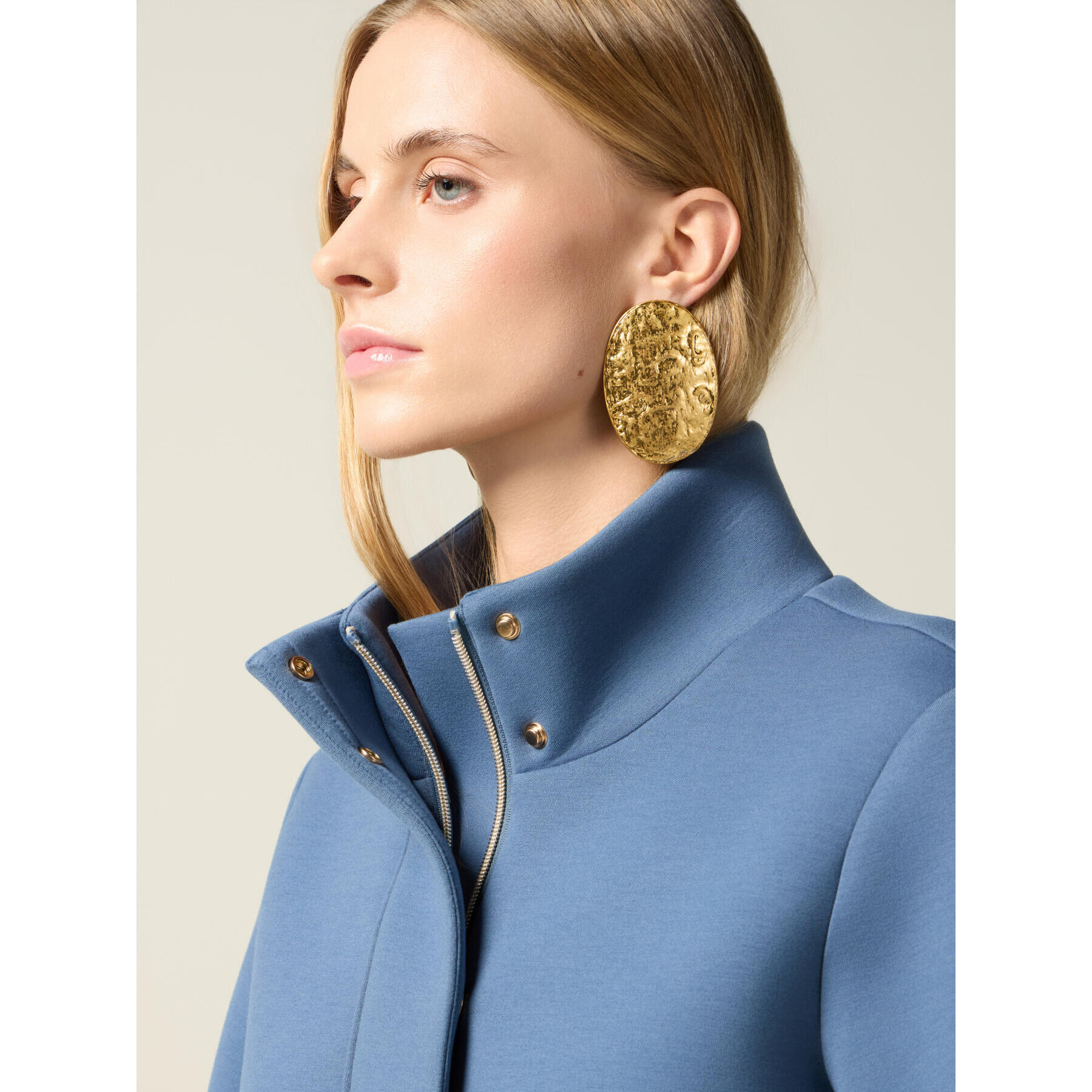 Oltre - Cappotto in scuba con collo alto - Azzurro