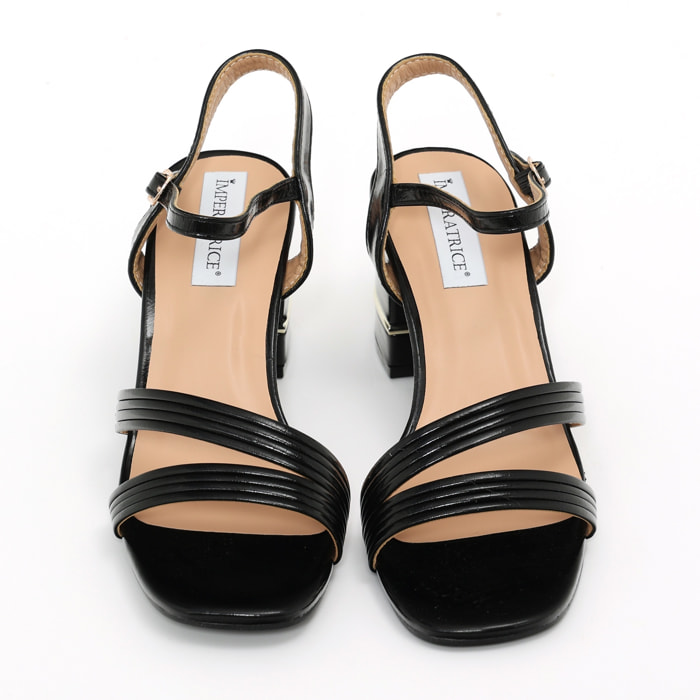 Sandali in simil pelle con tacco comodo