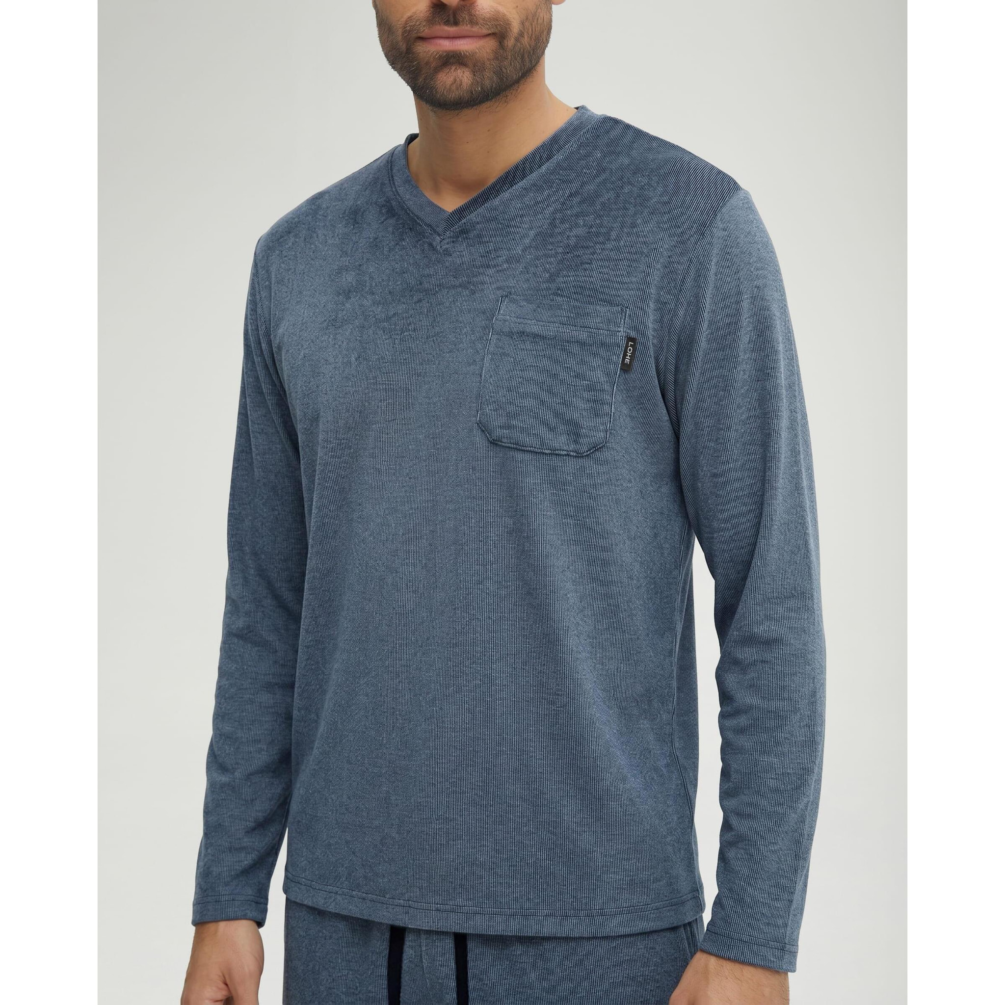 Pijama hombre cuello pico