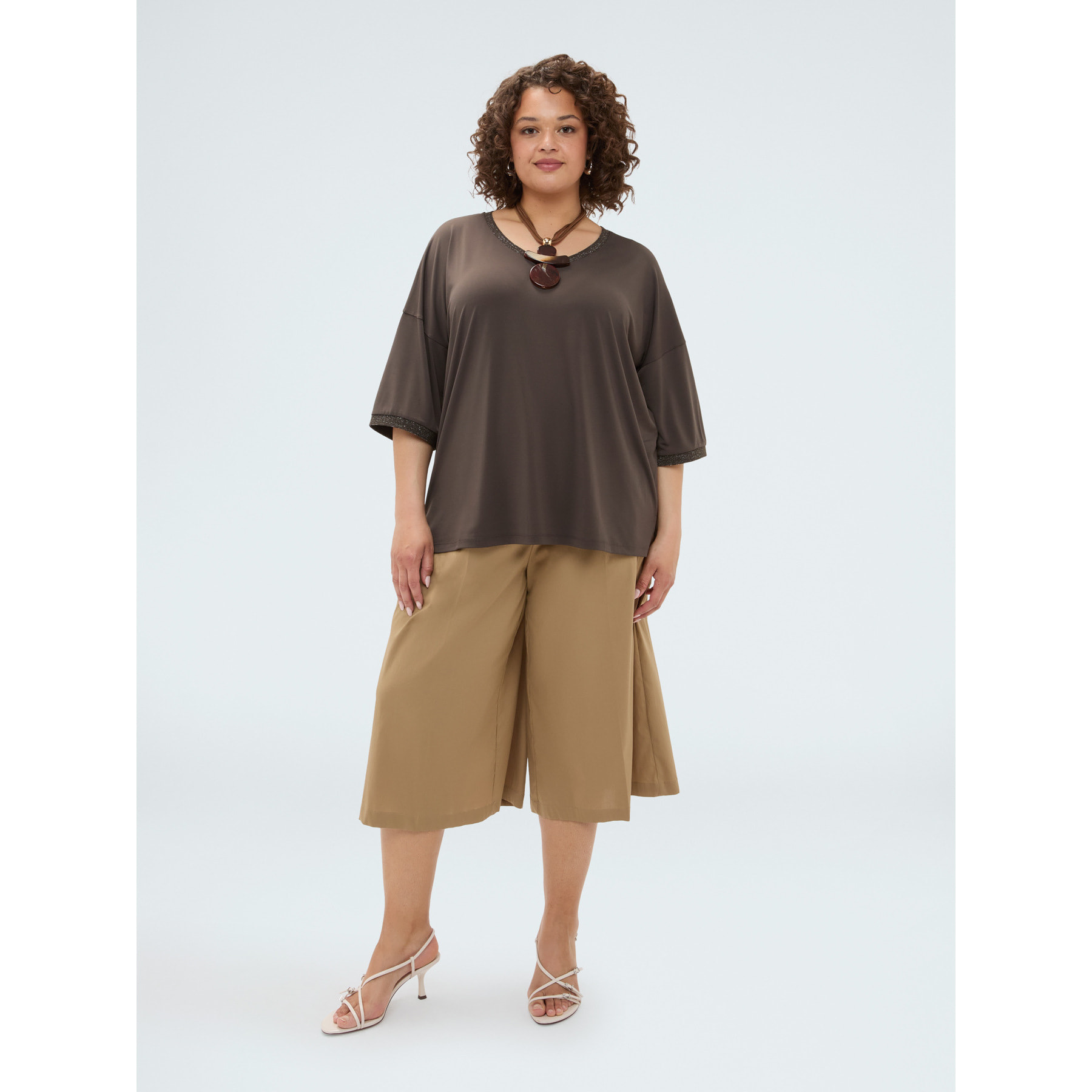 Fiorella Rubino - T-shirt in jersey con bordature lurex - Marrone