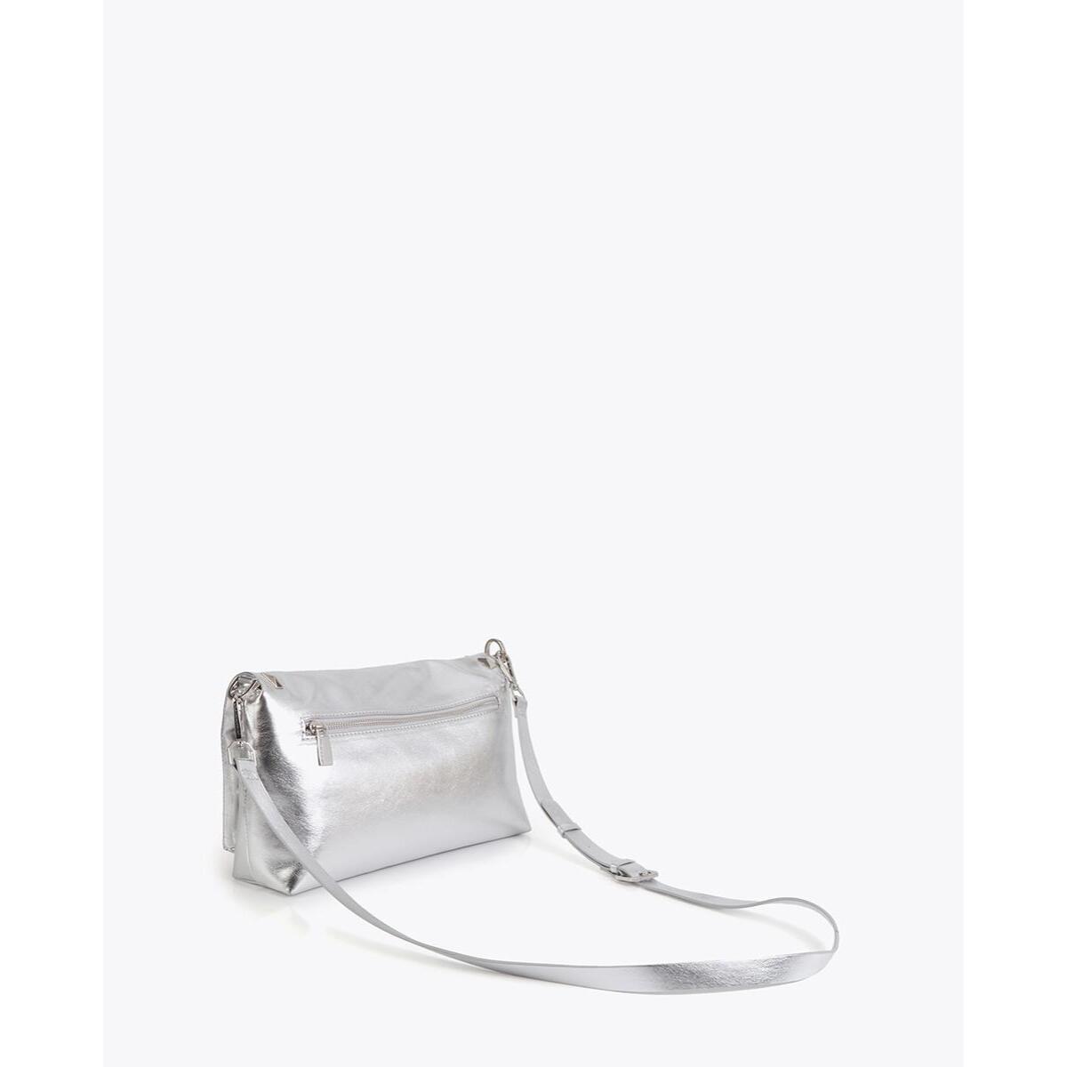 Borsa a tracolla metallizzata con borchie rettangolari